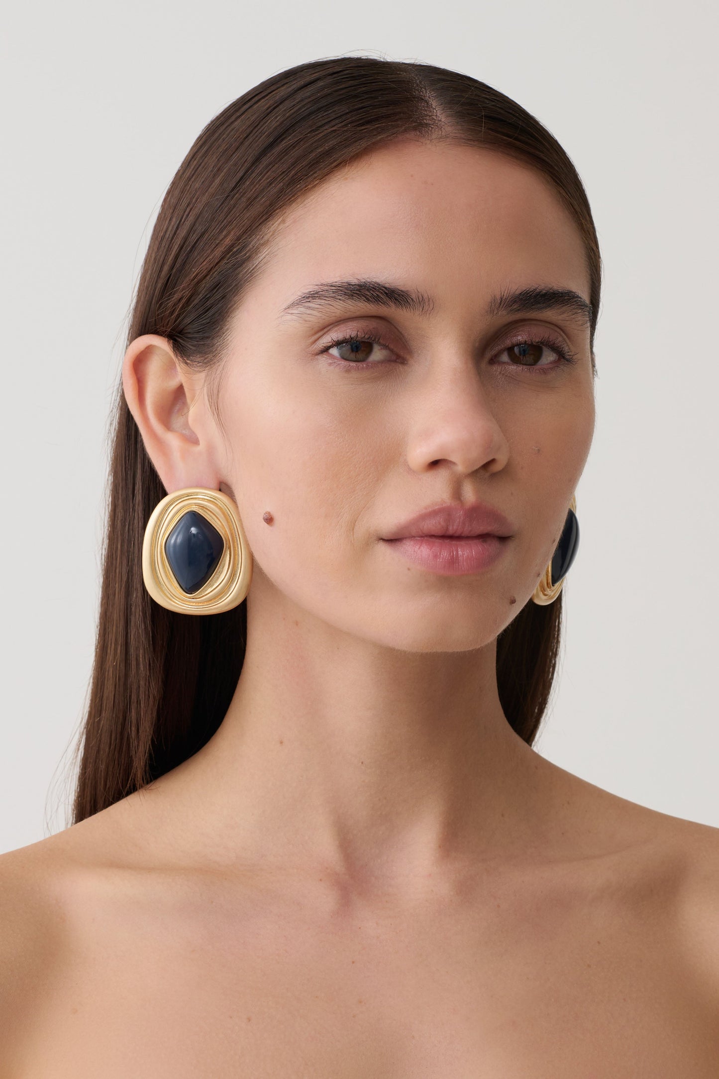 Eurydice Framed Stone Stud Earring - Gold/Navy