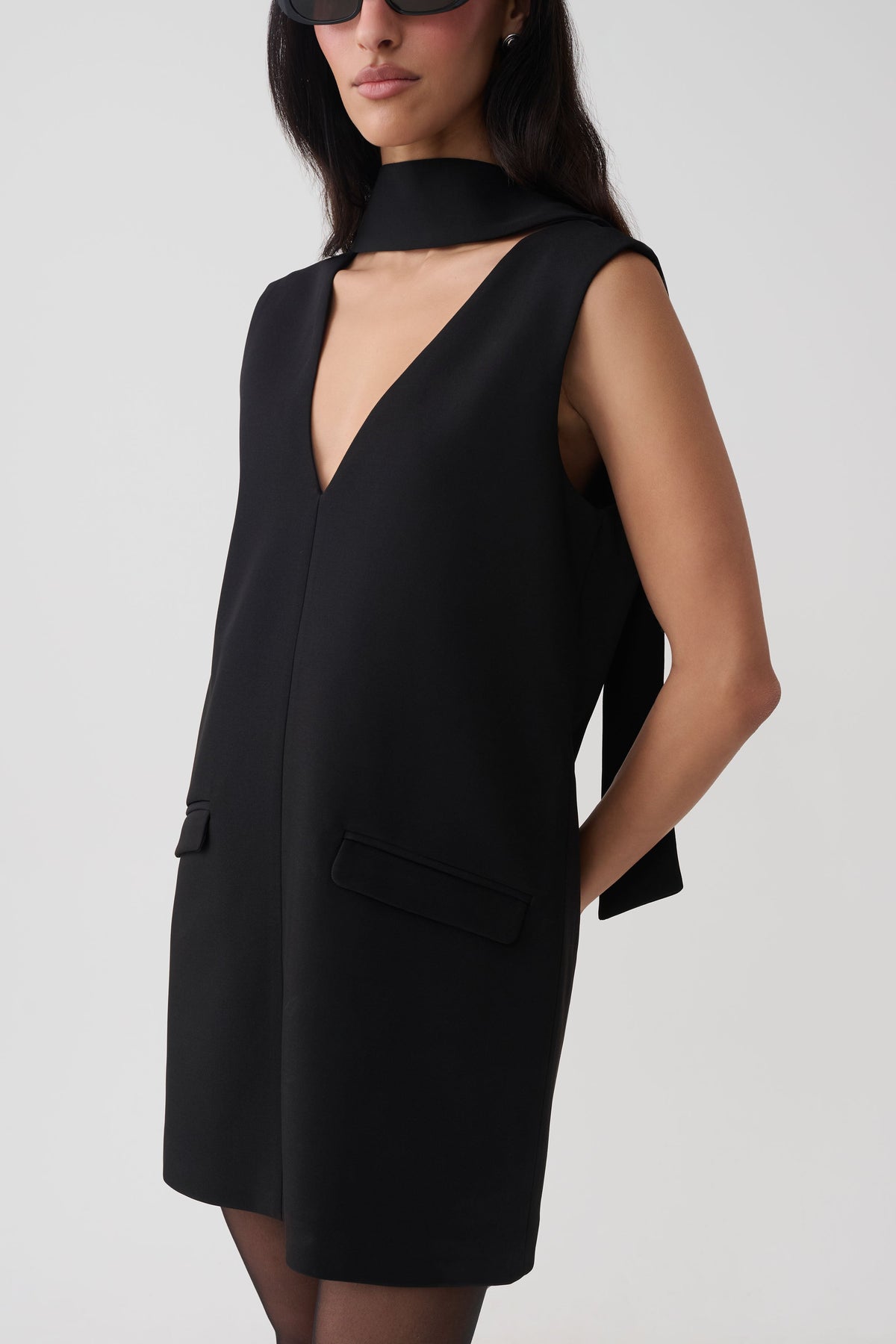 Saoirse Suiting Mini Dress With Tie - Black