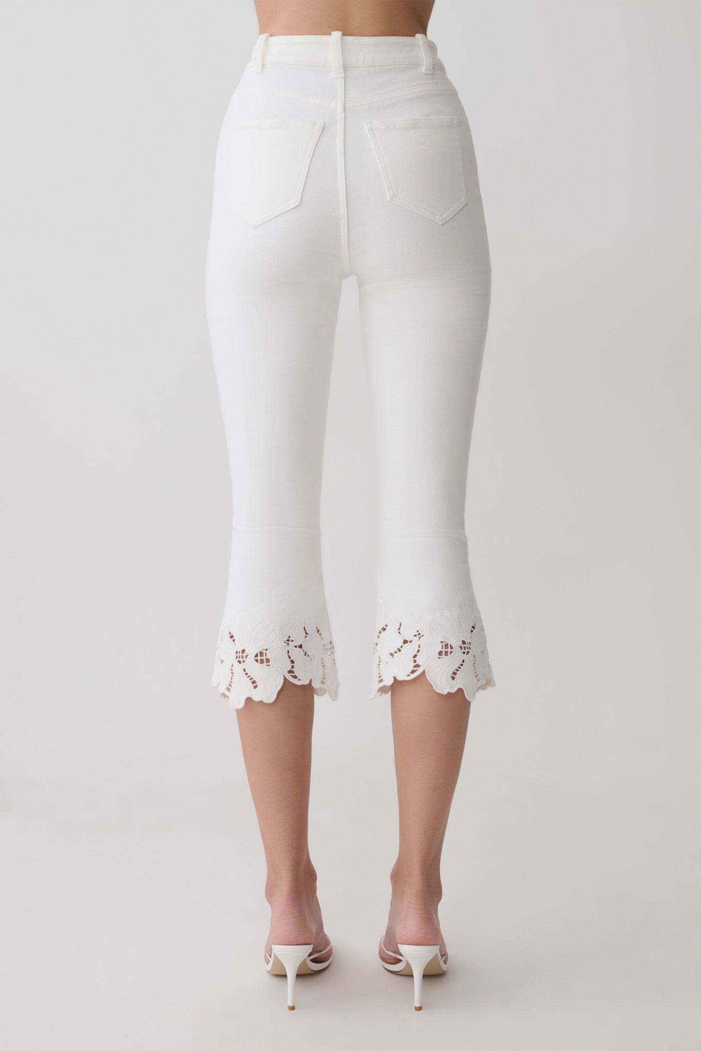 Tillie Flower Embroidery Denim Capris - White