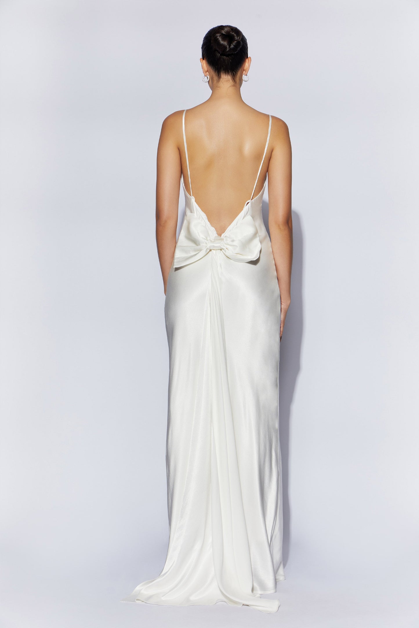 Kailey Low Back Maxi Dress With Bow Train - White
