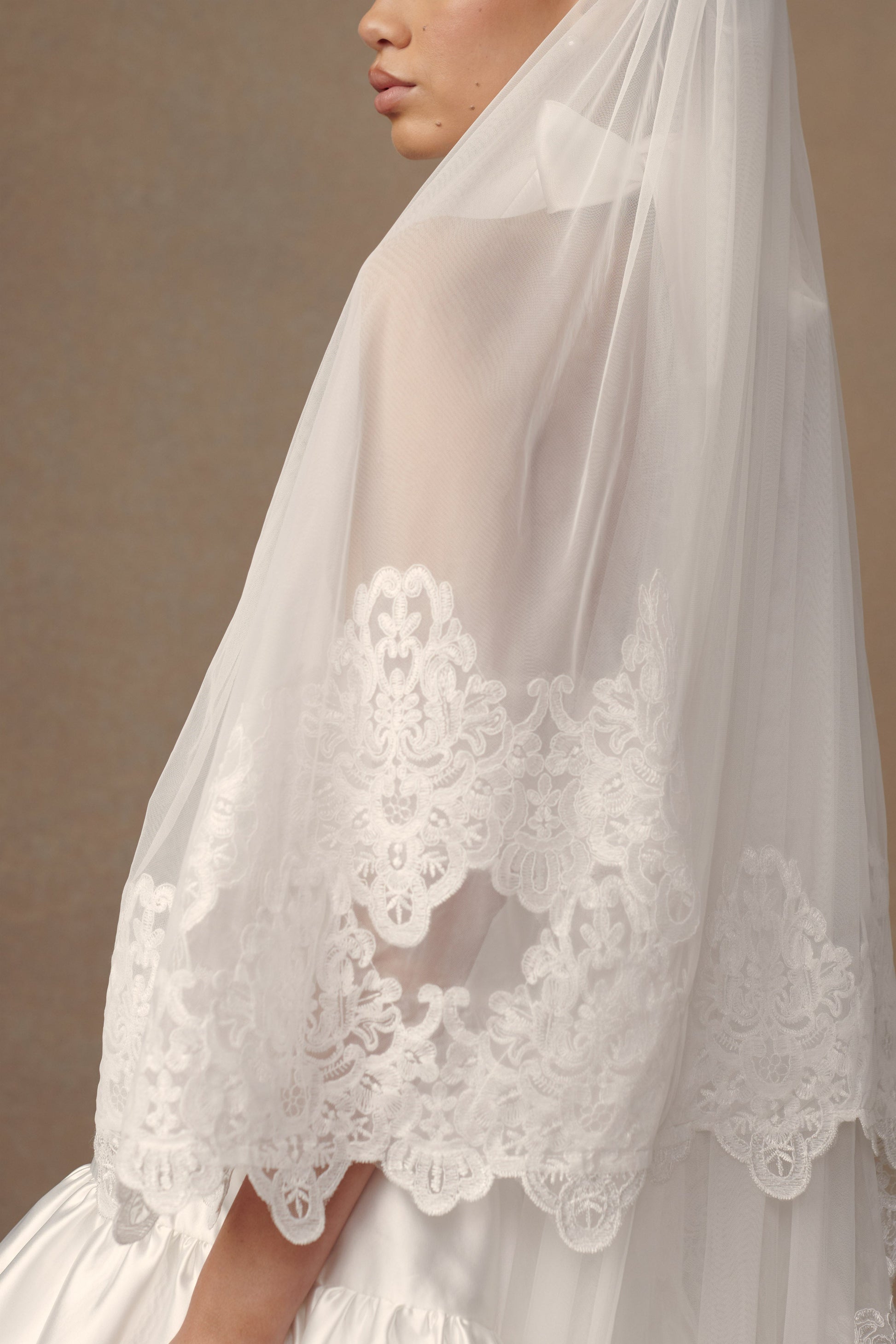 Paulette Lace Trim Veil - White #2