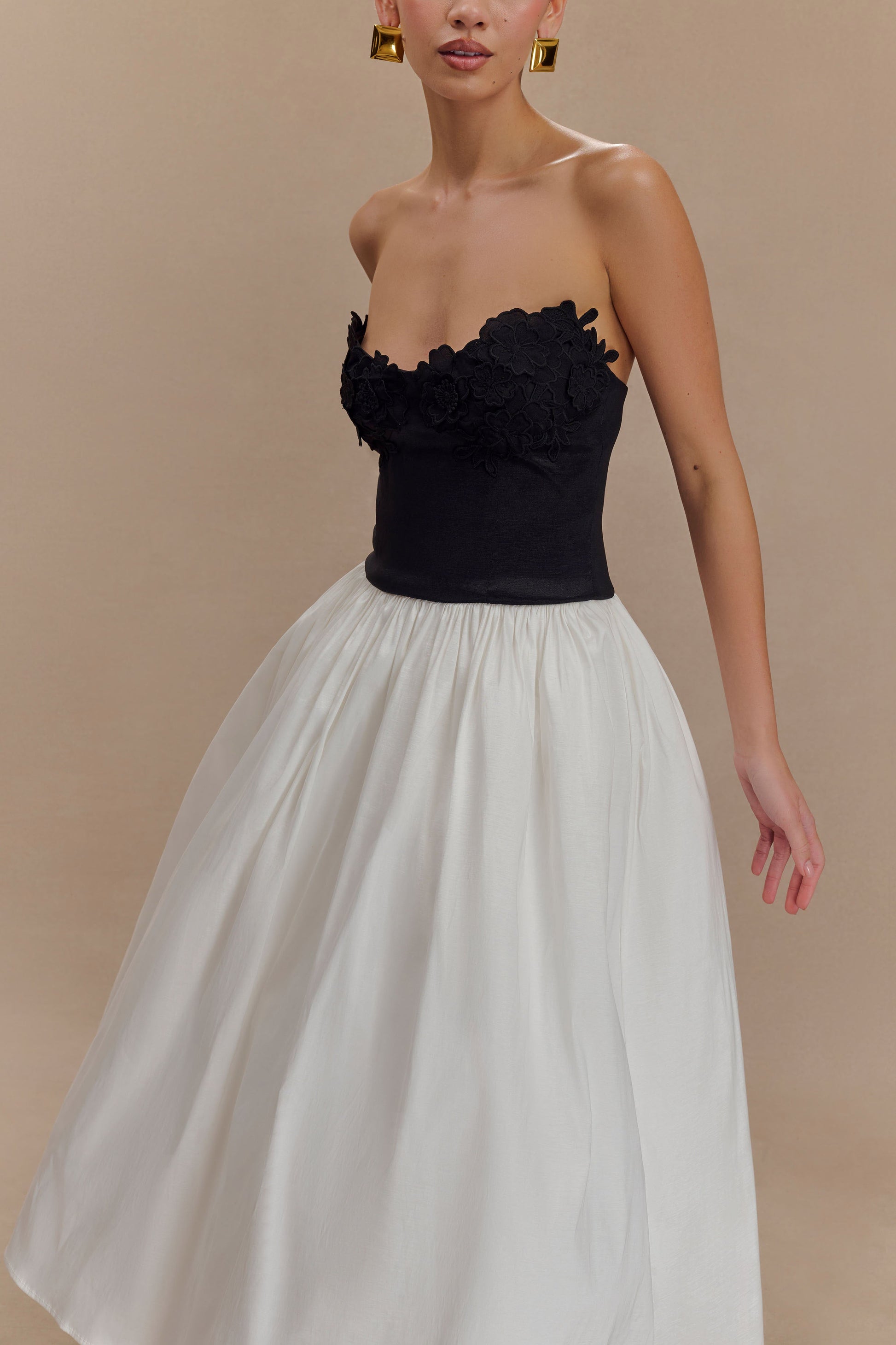 Elyssa Embroidered Contrast Midi Dress - Black/White #3