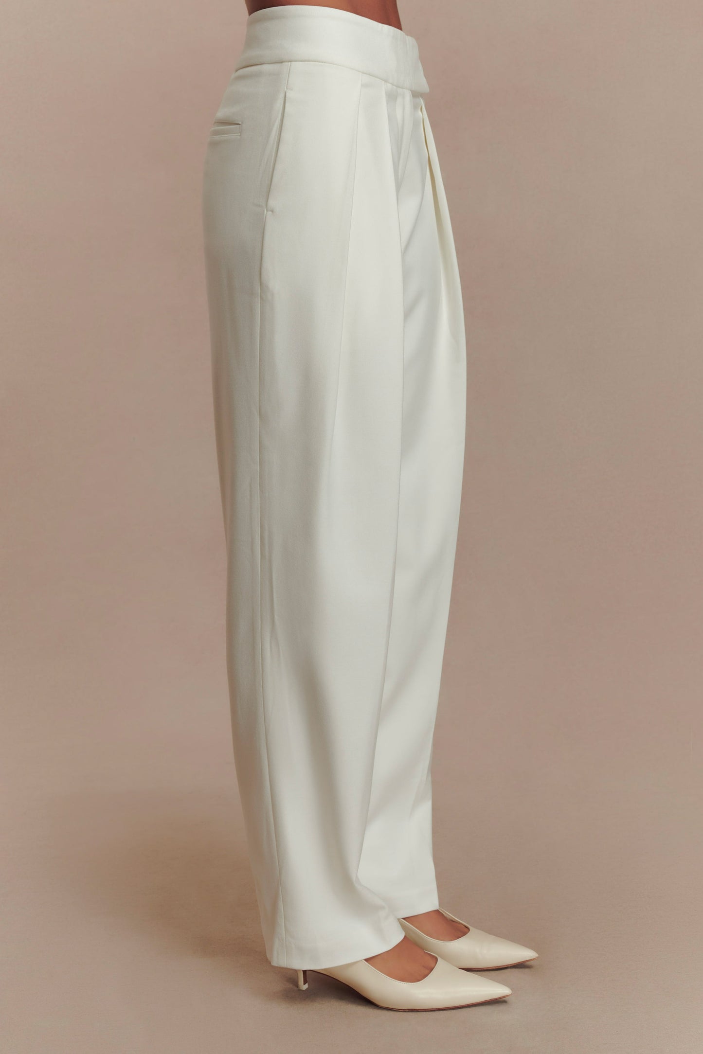 Penelope Pleated High Waisted Pants - Ivory