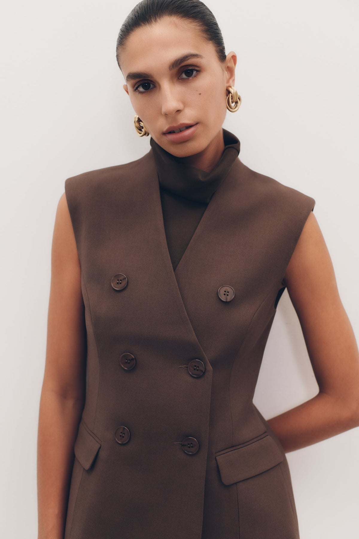 Penelope Suiting Sleeveless Blazer - Chocolate