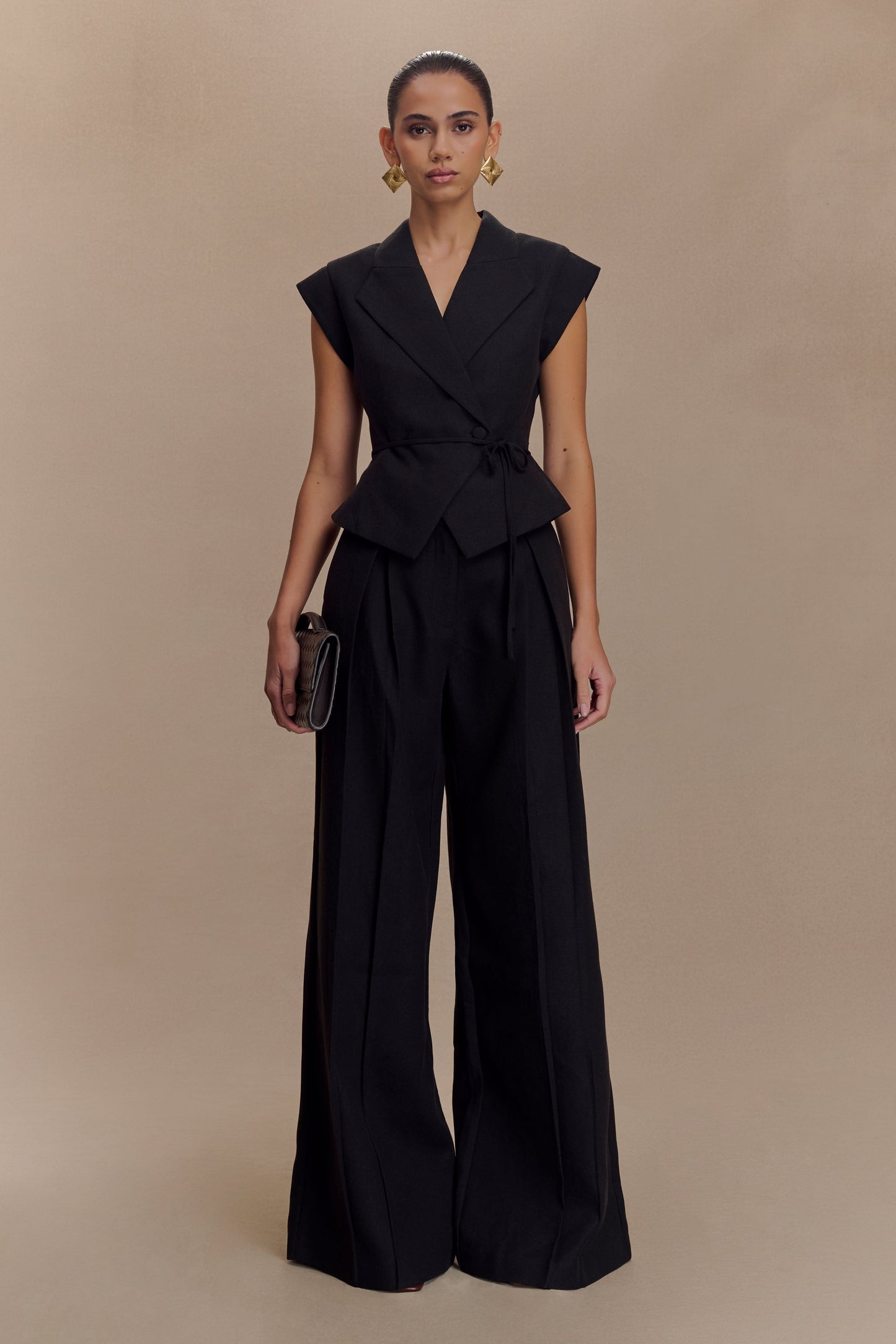 Andina Shortsleeve Linen Top - Black