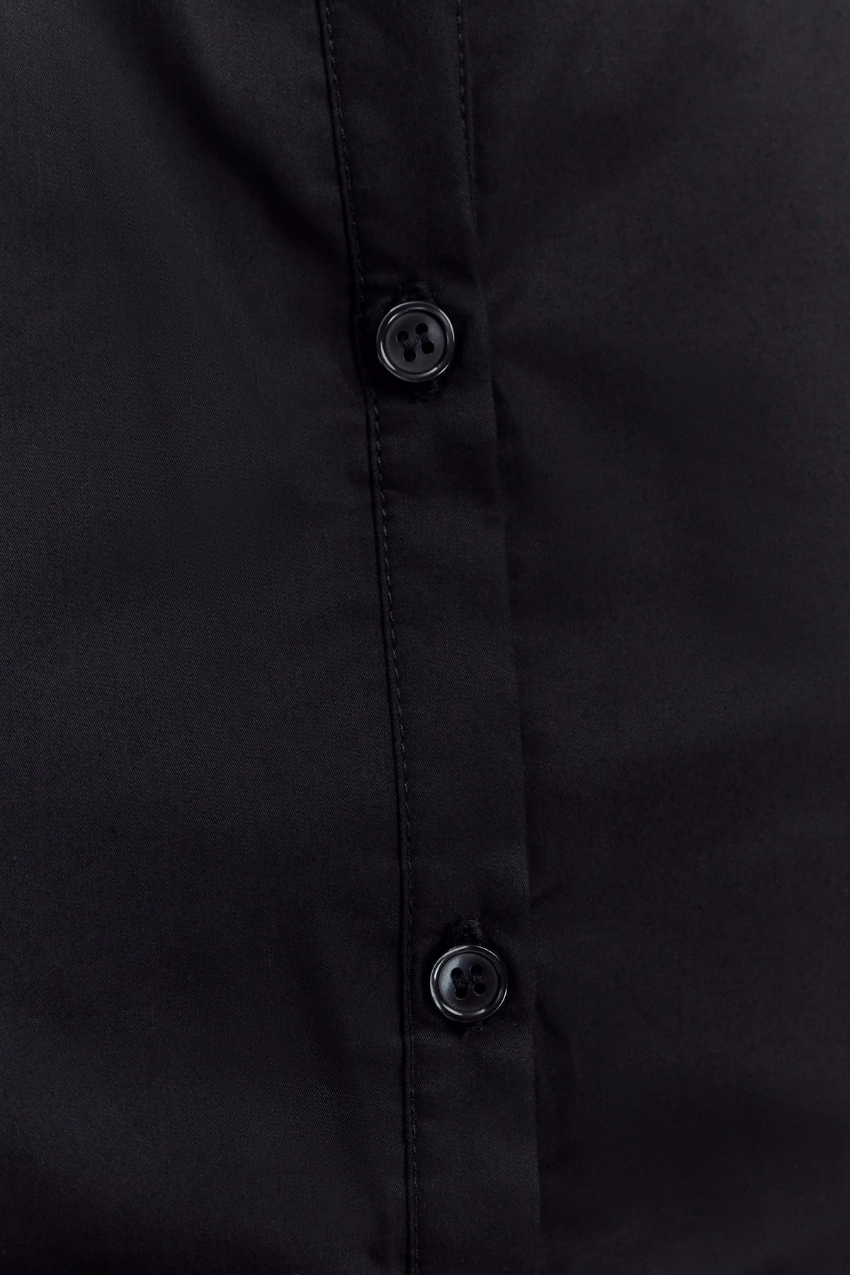 Selene Sleeveless Halter Shirt - Black