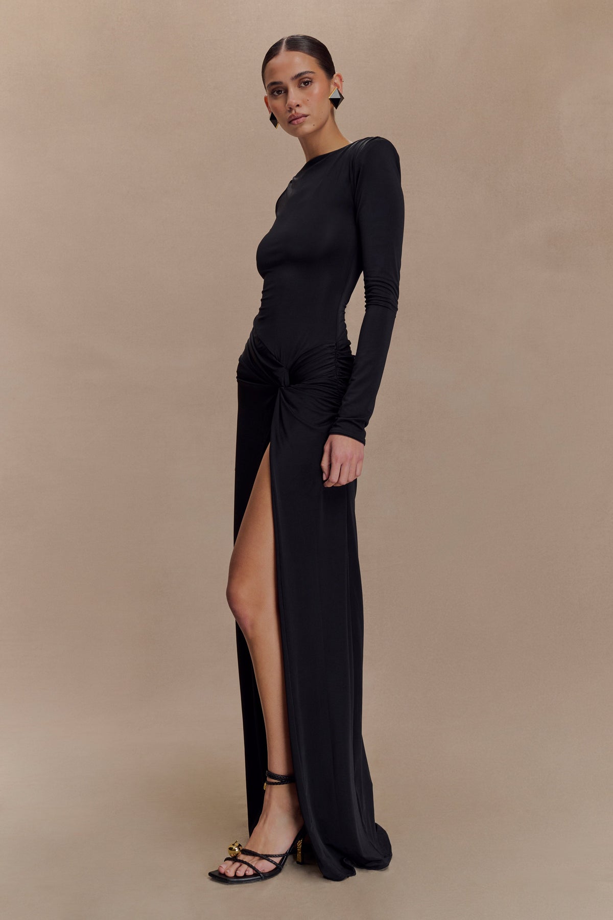 Deanna Long Sleeve Gathered Maxi Dress - Black