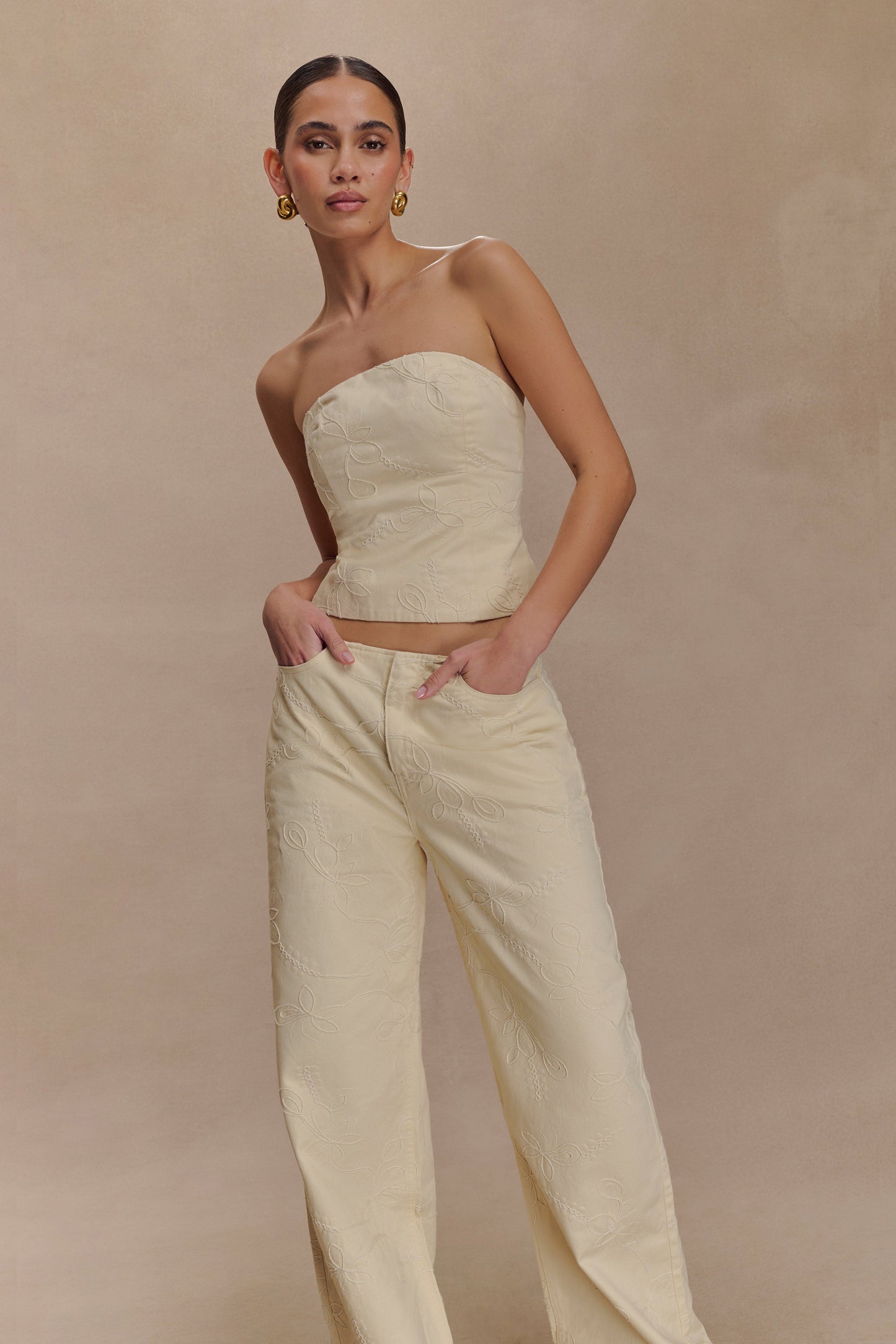 Ebony Embroidered Denim Jeans - Cream