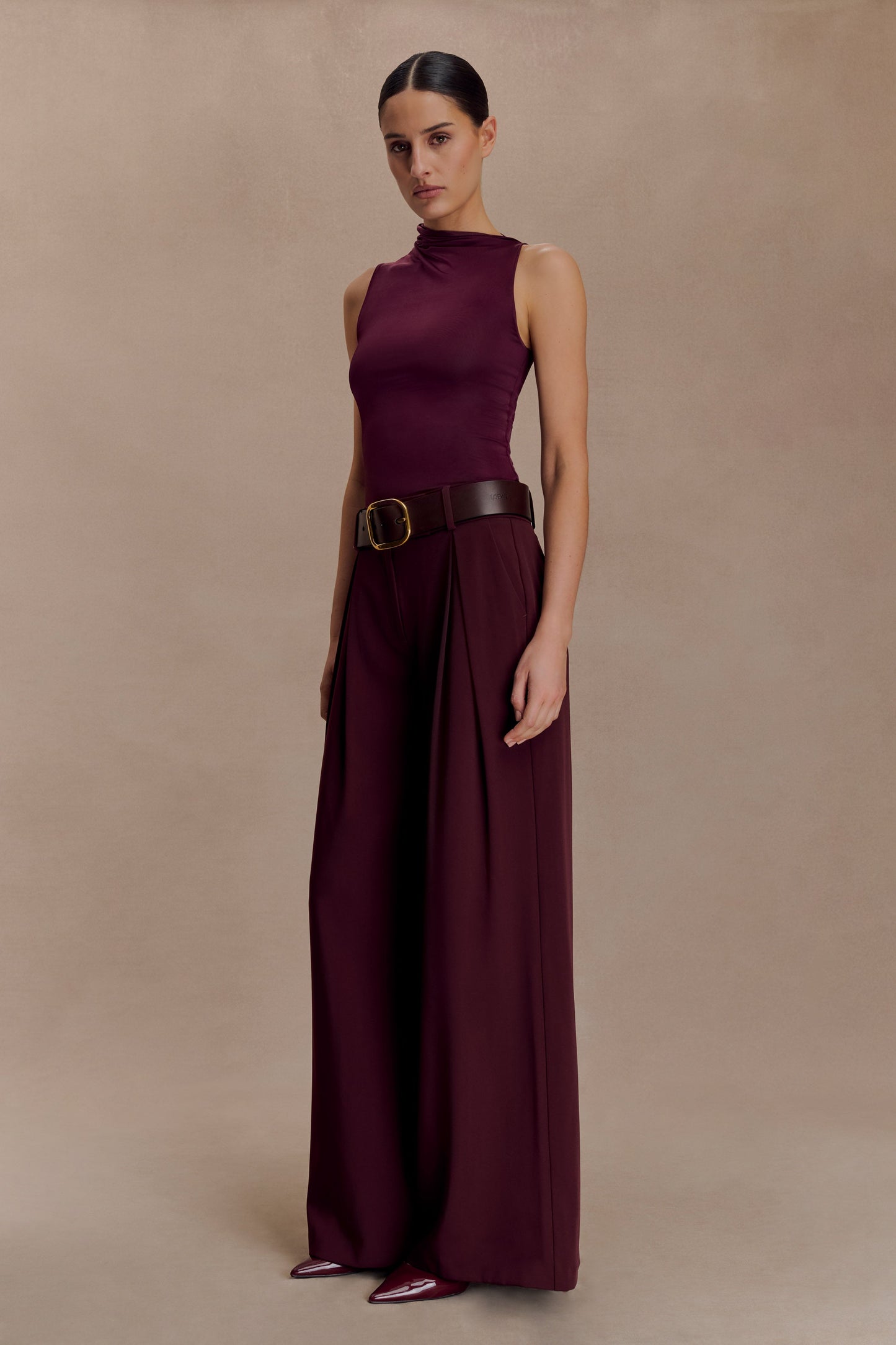 Hadleigh Sleeveless Slinky Top - Burgundy