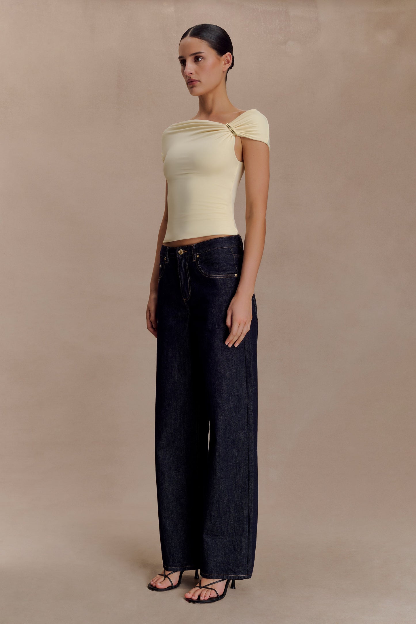 Kinsley Slinky Top With Hardware - Pale Lemon