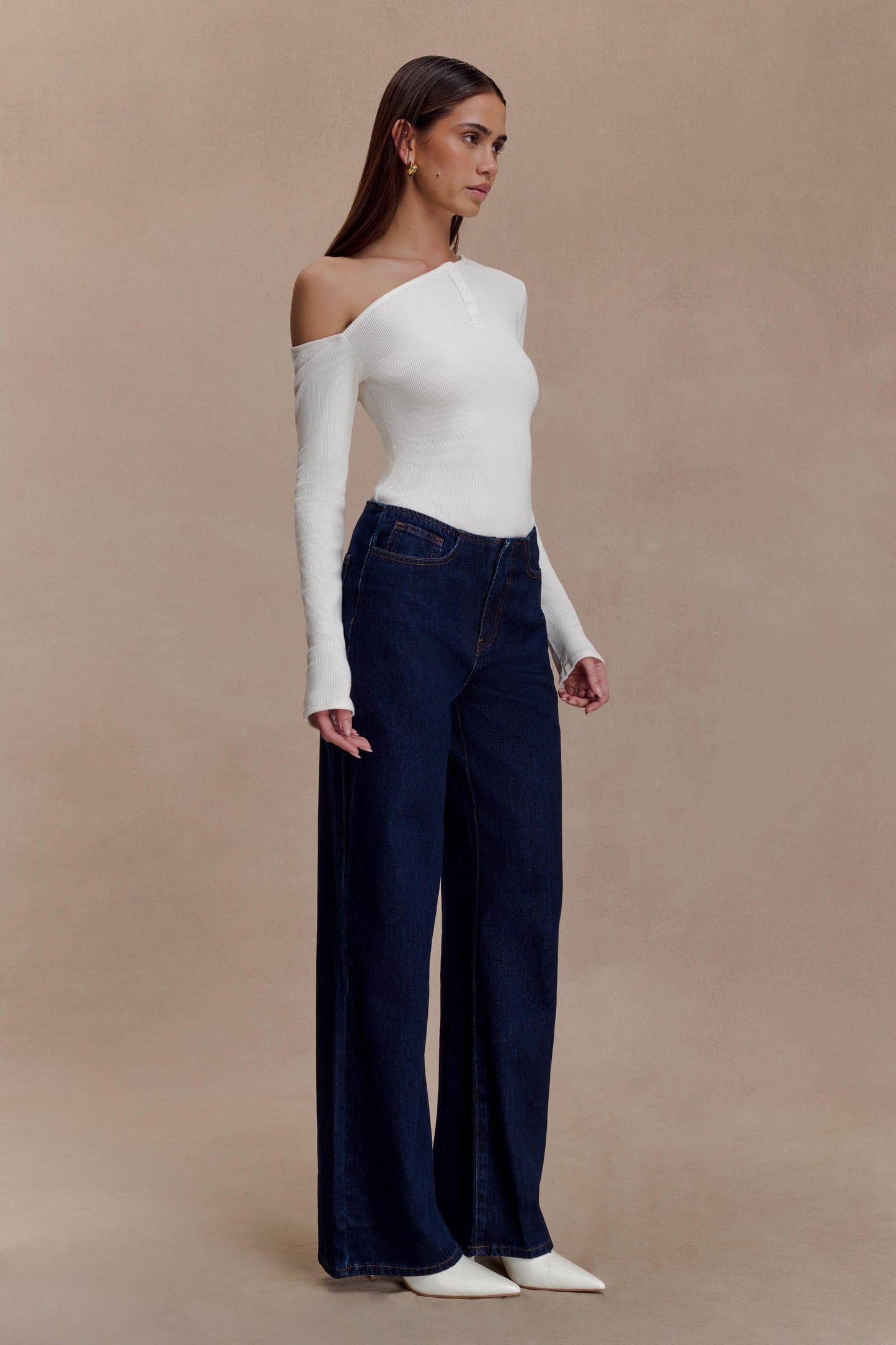 Maelle Off Shoulder Long Sleeve Top - Ivory