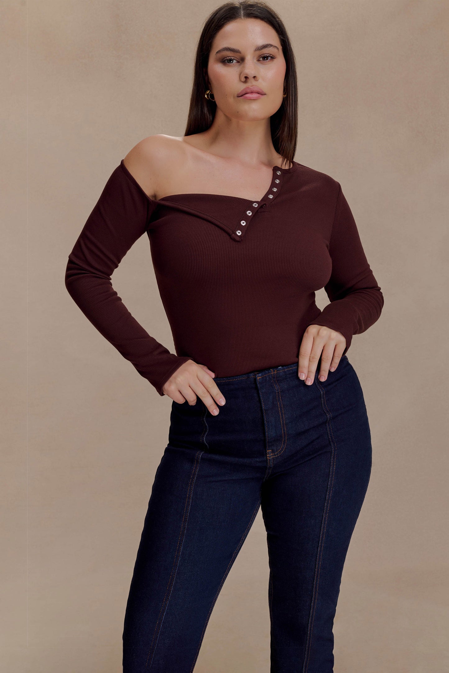 Maelle Off Shoulder Long Sleeve Top - Deep Chocolate