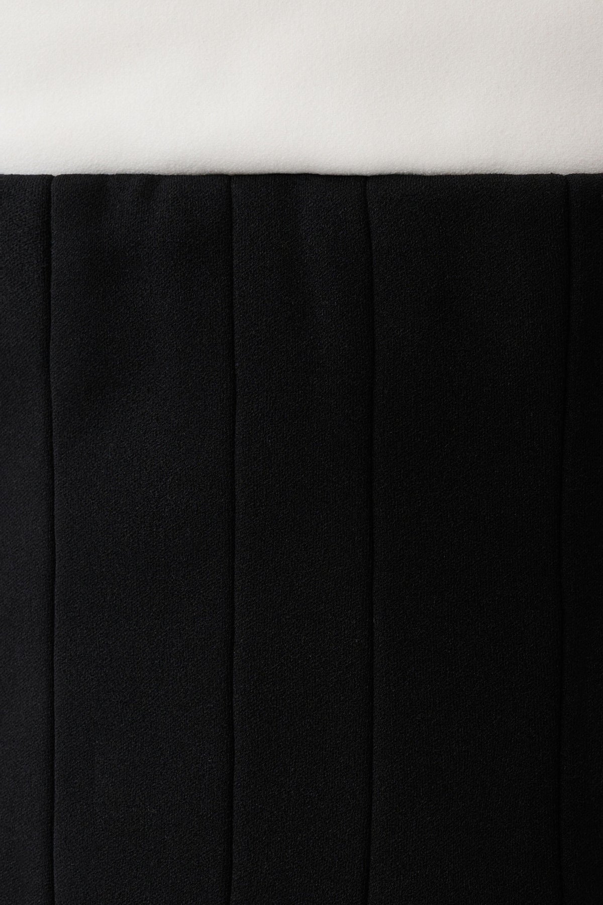 Malika Bust Detail Halter Mini Dress - Black/White