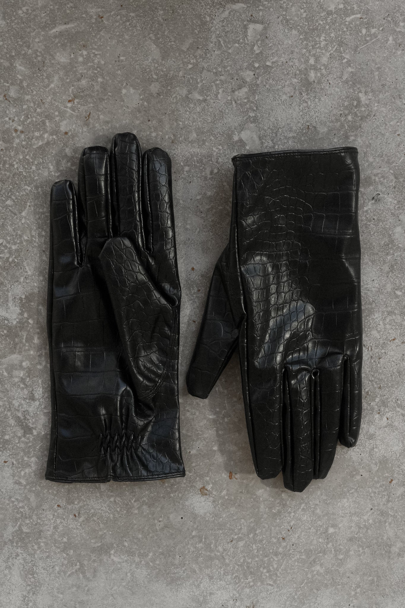 Atlas Faux Leather Crocodile Gloves - Black