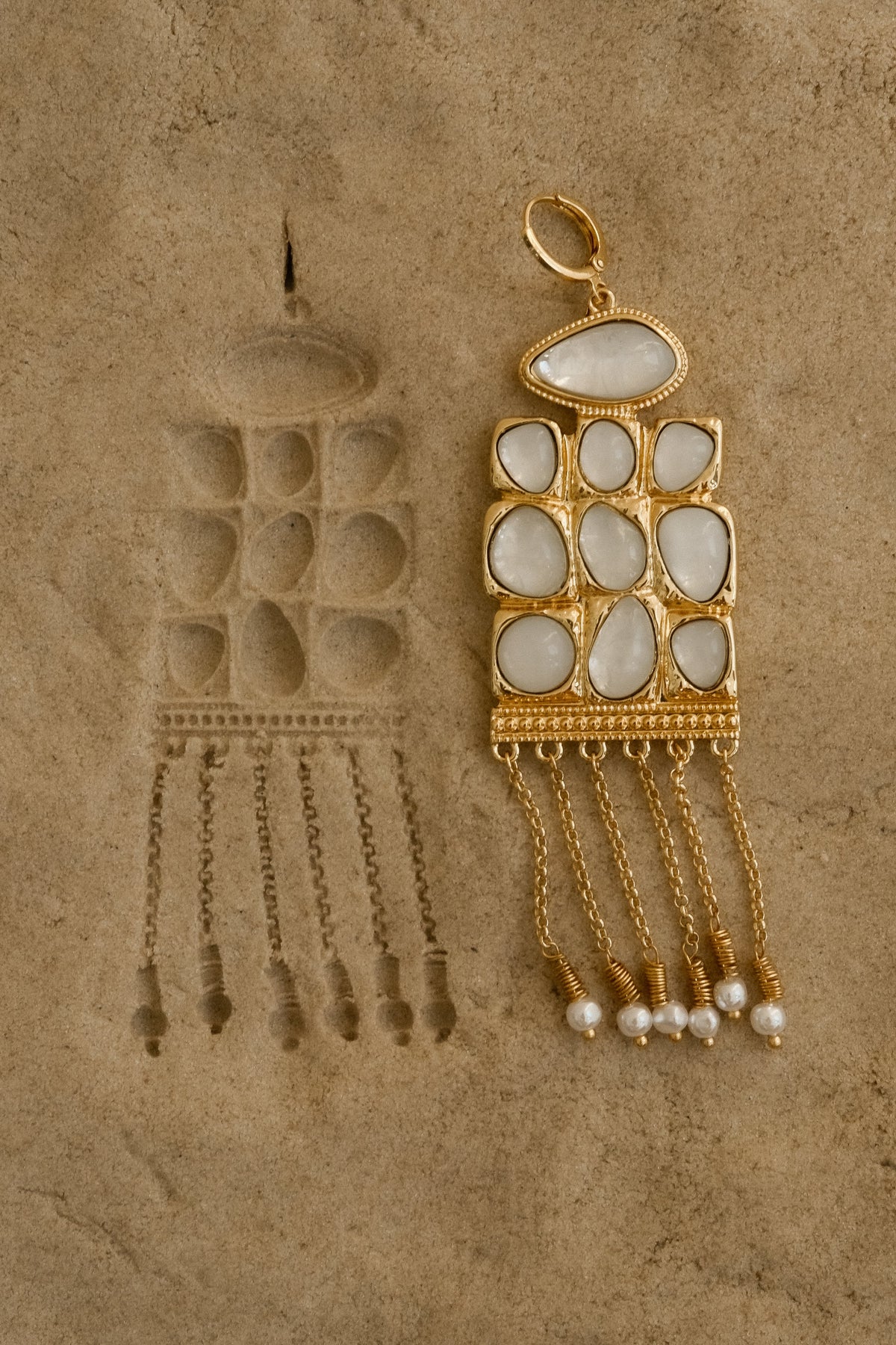 Annika Horizontal Resin Drop Earrings - Gold