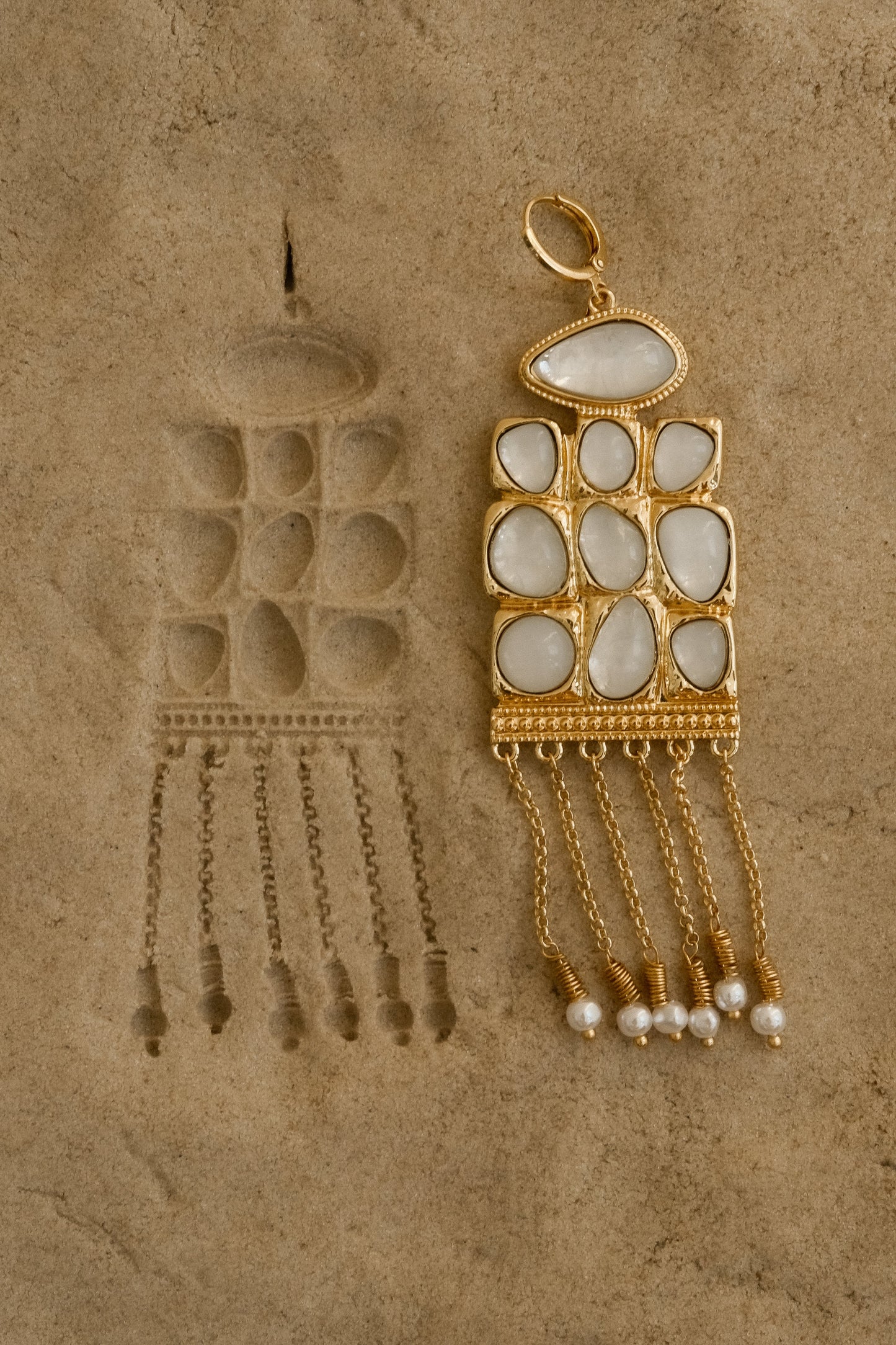 Annika Horizontal Resin Drop Earrings - Gold
