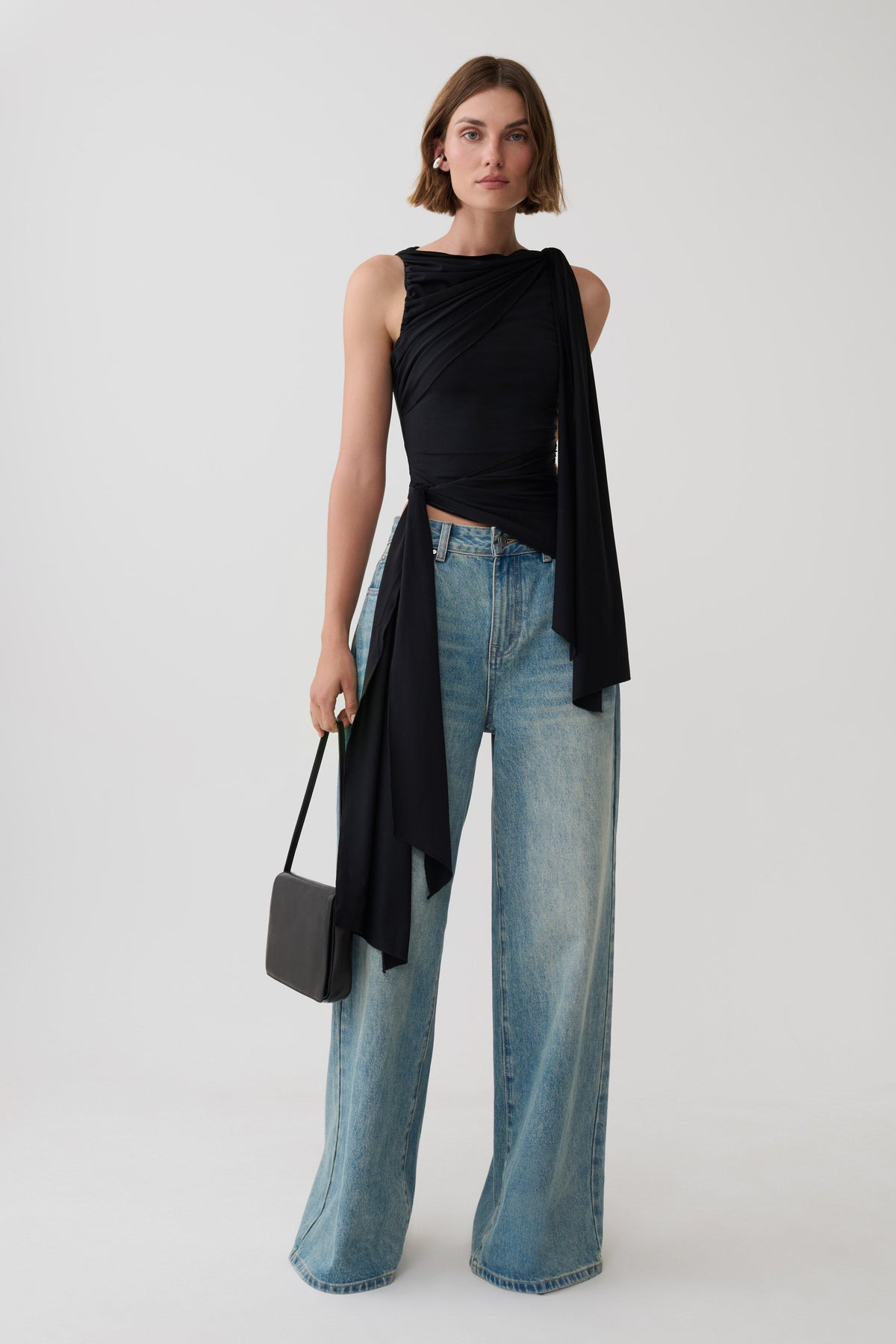 Amabel Gather Knot Sleeveless Top - Black