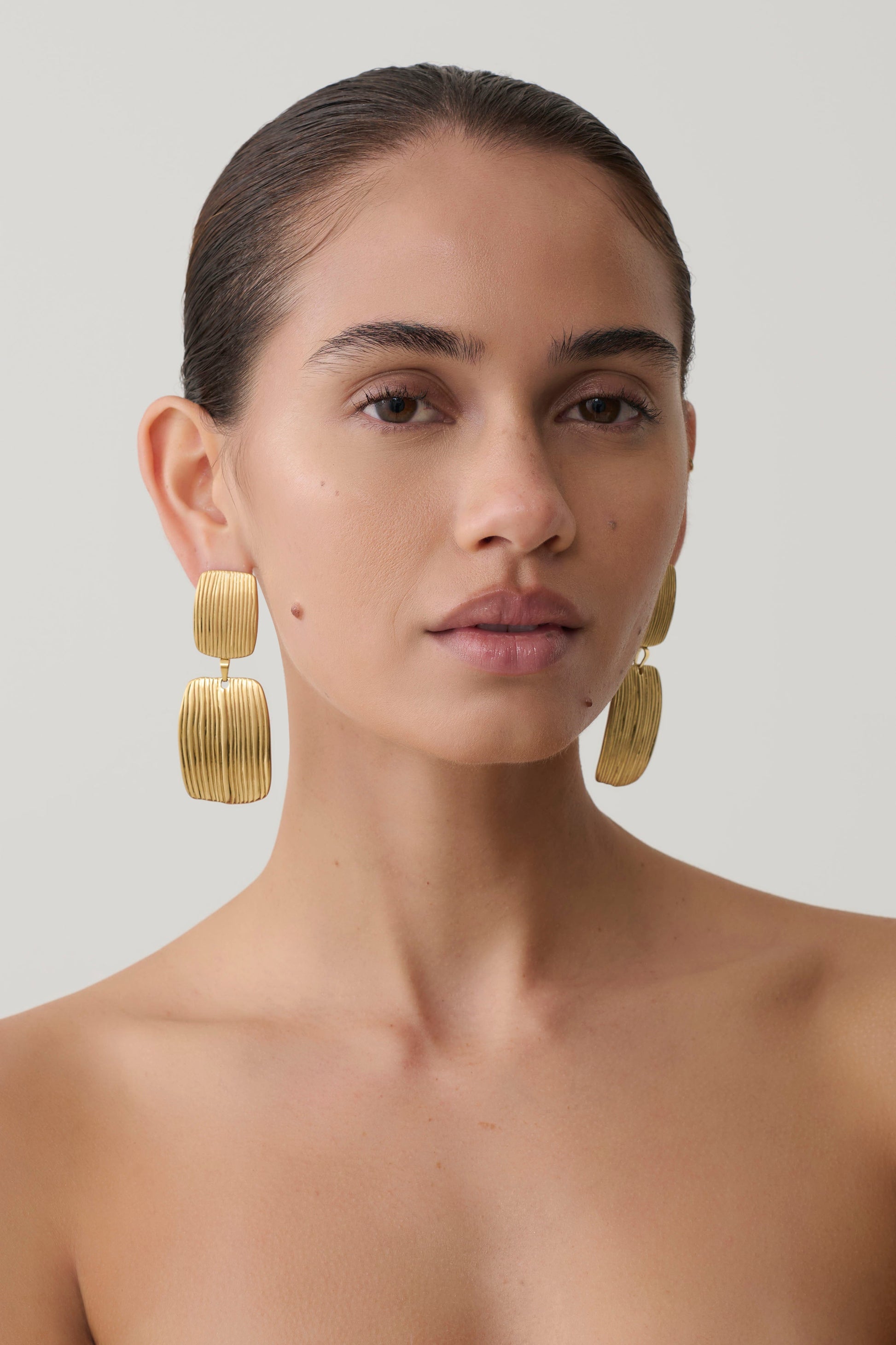 Ruelle Textured Statement Drop Earrings - Gold #2