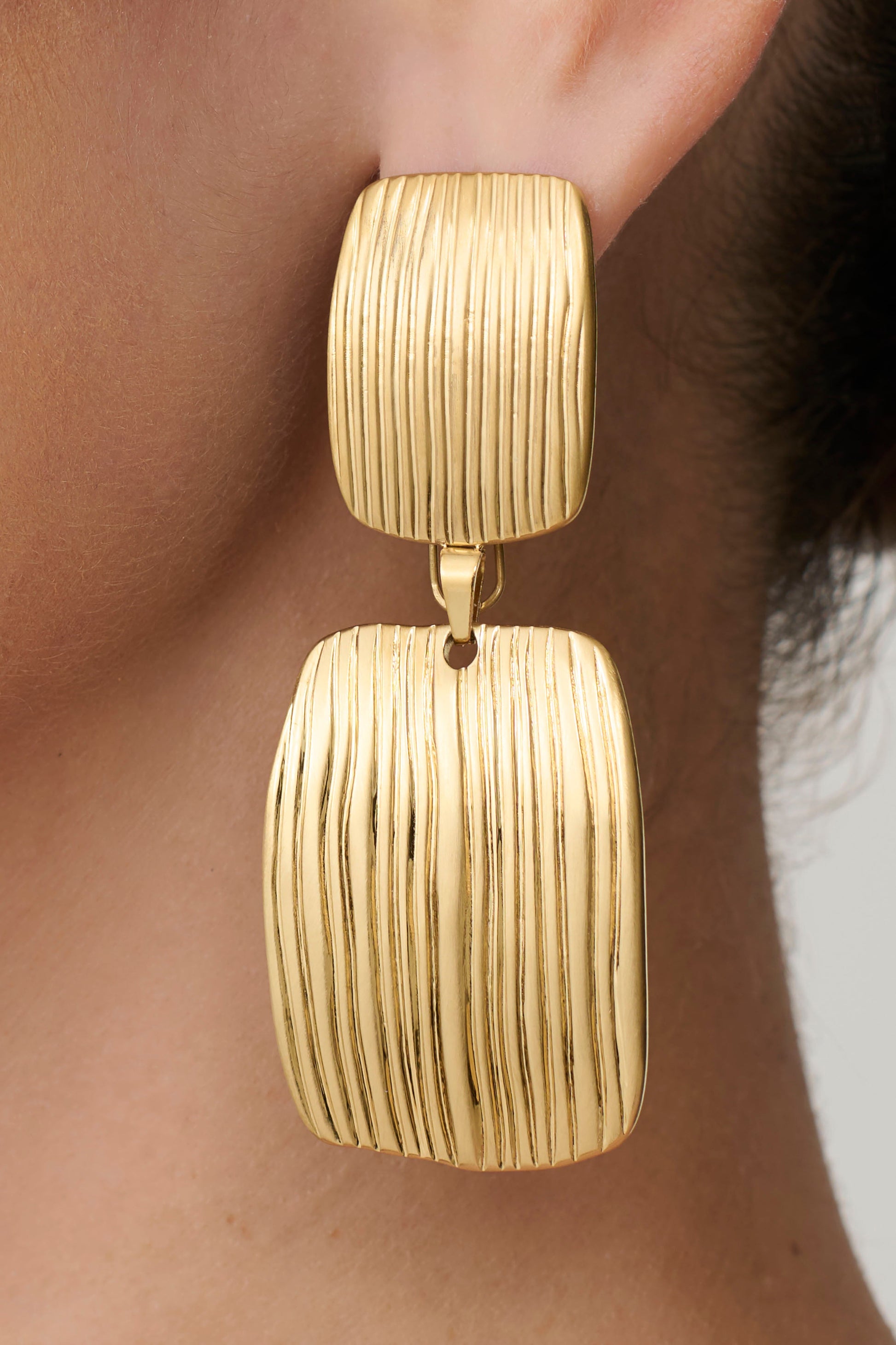 Ruelle Textured Statement Drop Earrings - Gold #3