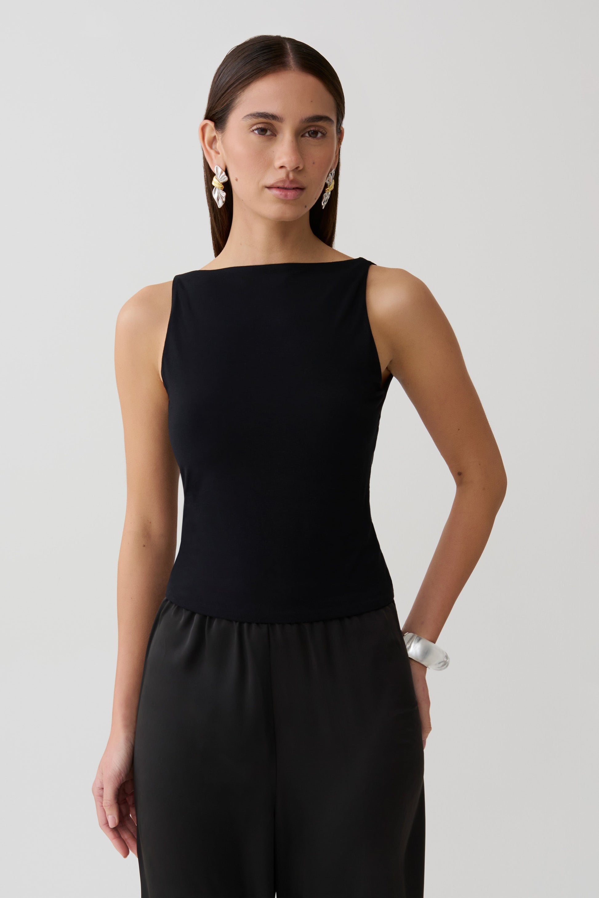 Yura Backless Twist Top - Black #2