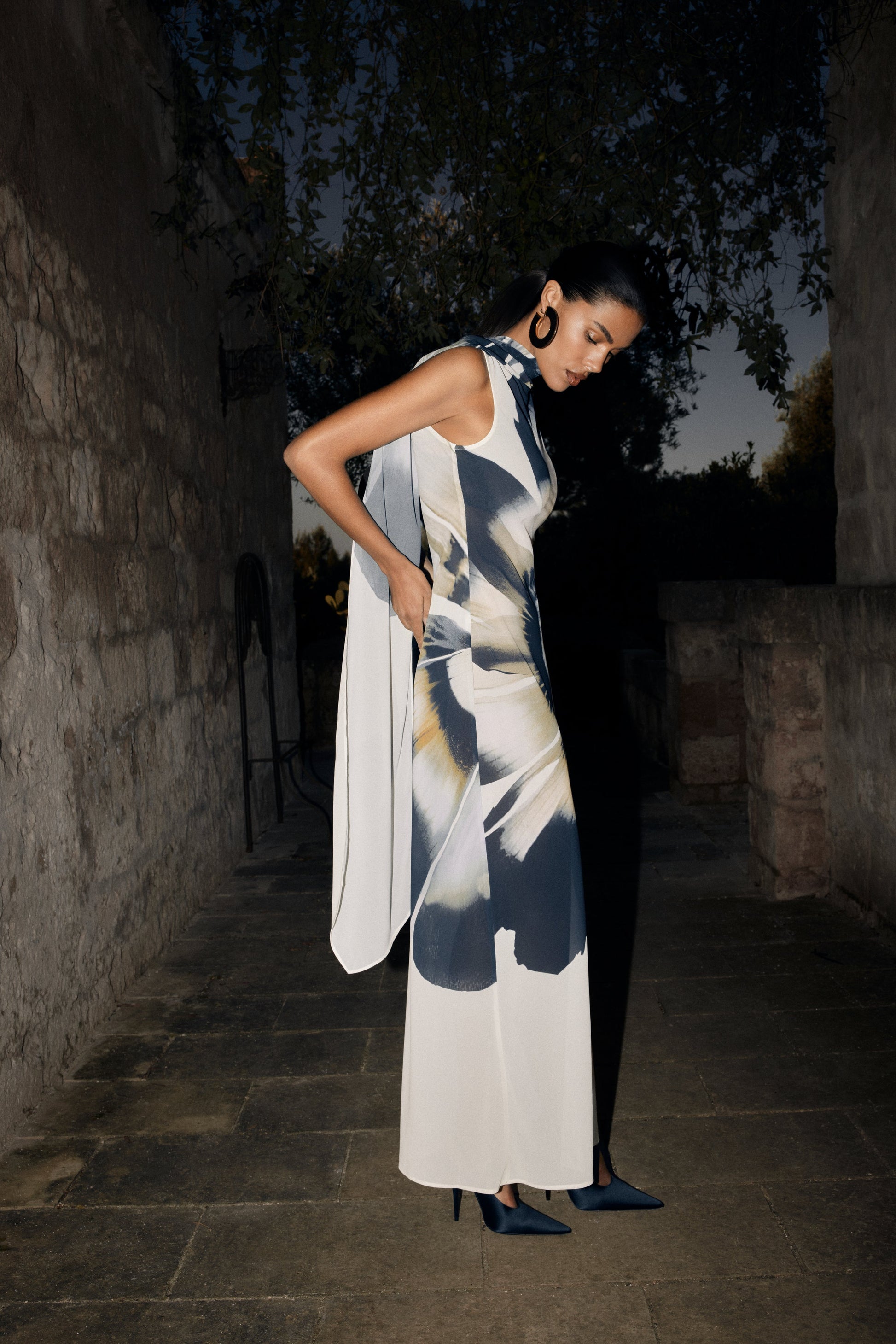 Dakota Chiffon Maxi Dress With Scarf - Ivory Oversized Floral Print #8