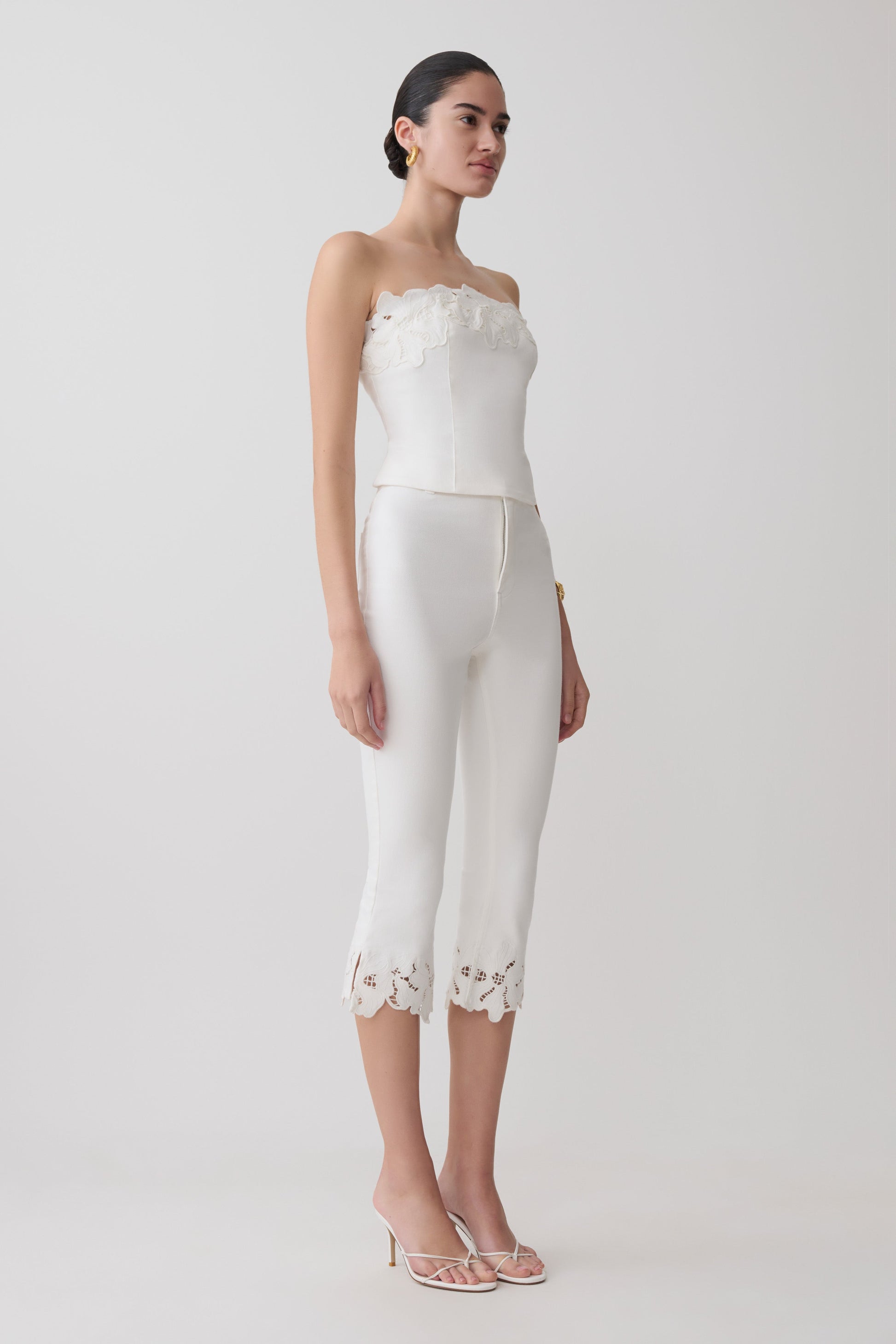 Tillie Flower Embroidery Denim Capris - White #4