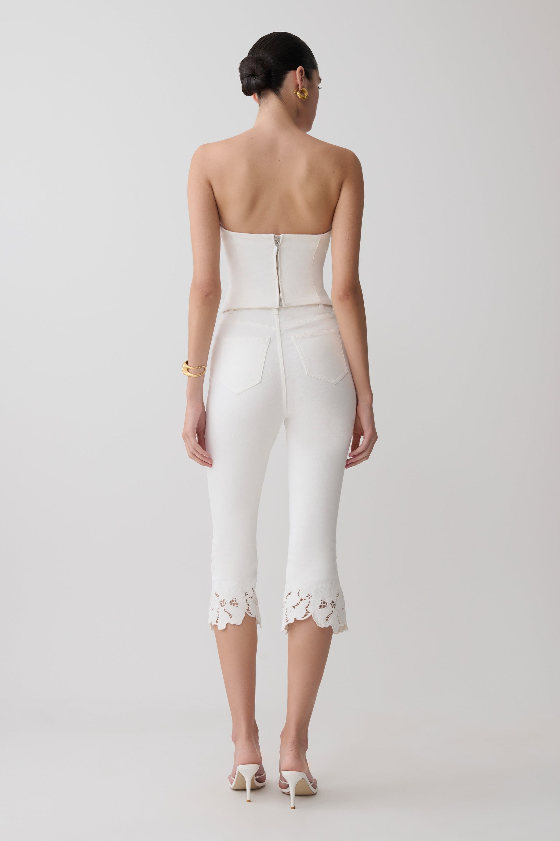 Tillie Flower Embroidery Denim Capris - White #2