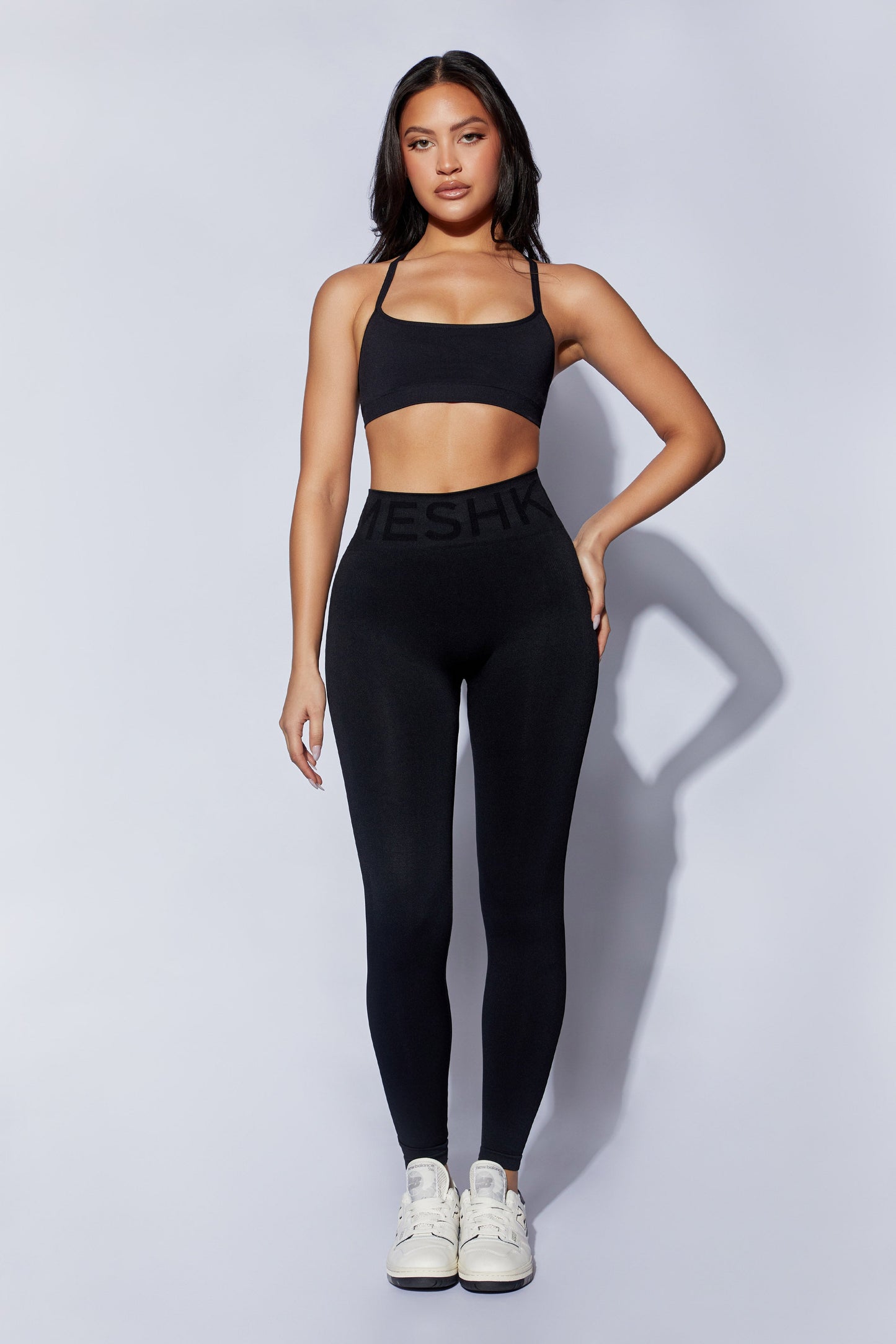 Nyx Cross Back Seamless Crop - Black