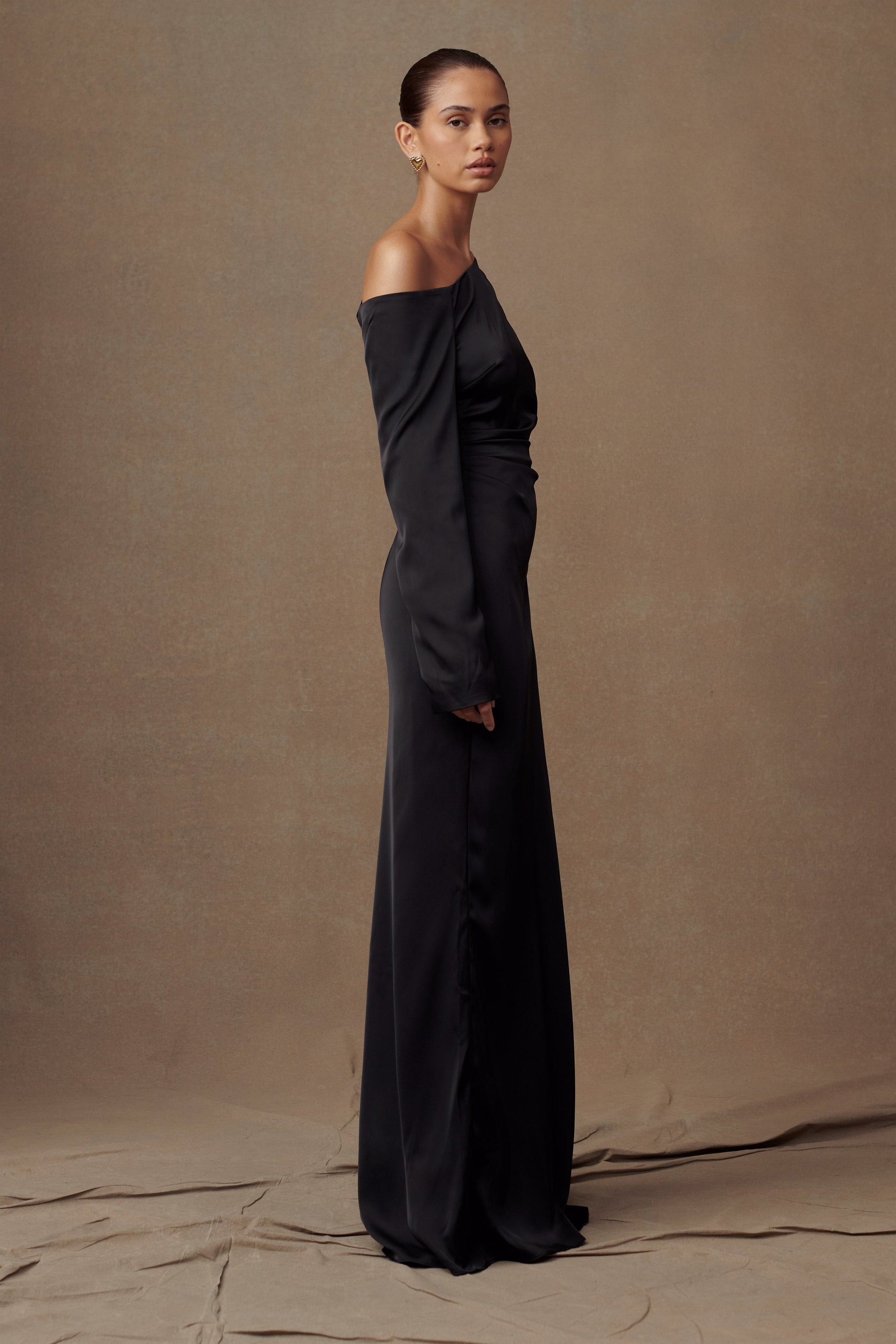 Avery Long Sleeve Maxi Dress - Black #5