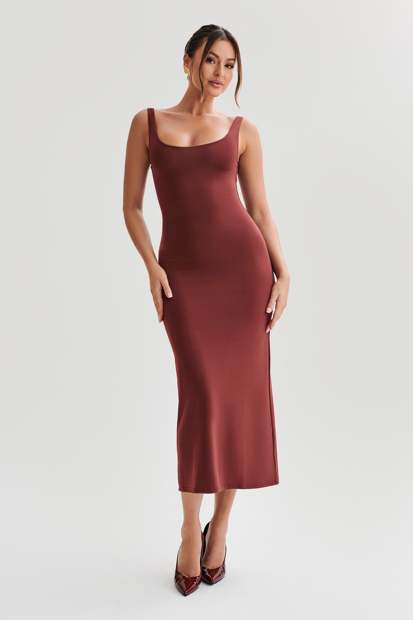 Augustine Slinky Scoop Midi Dress - Wine