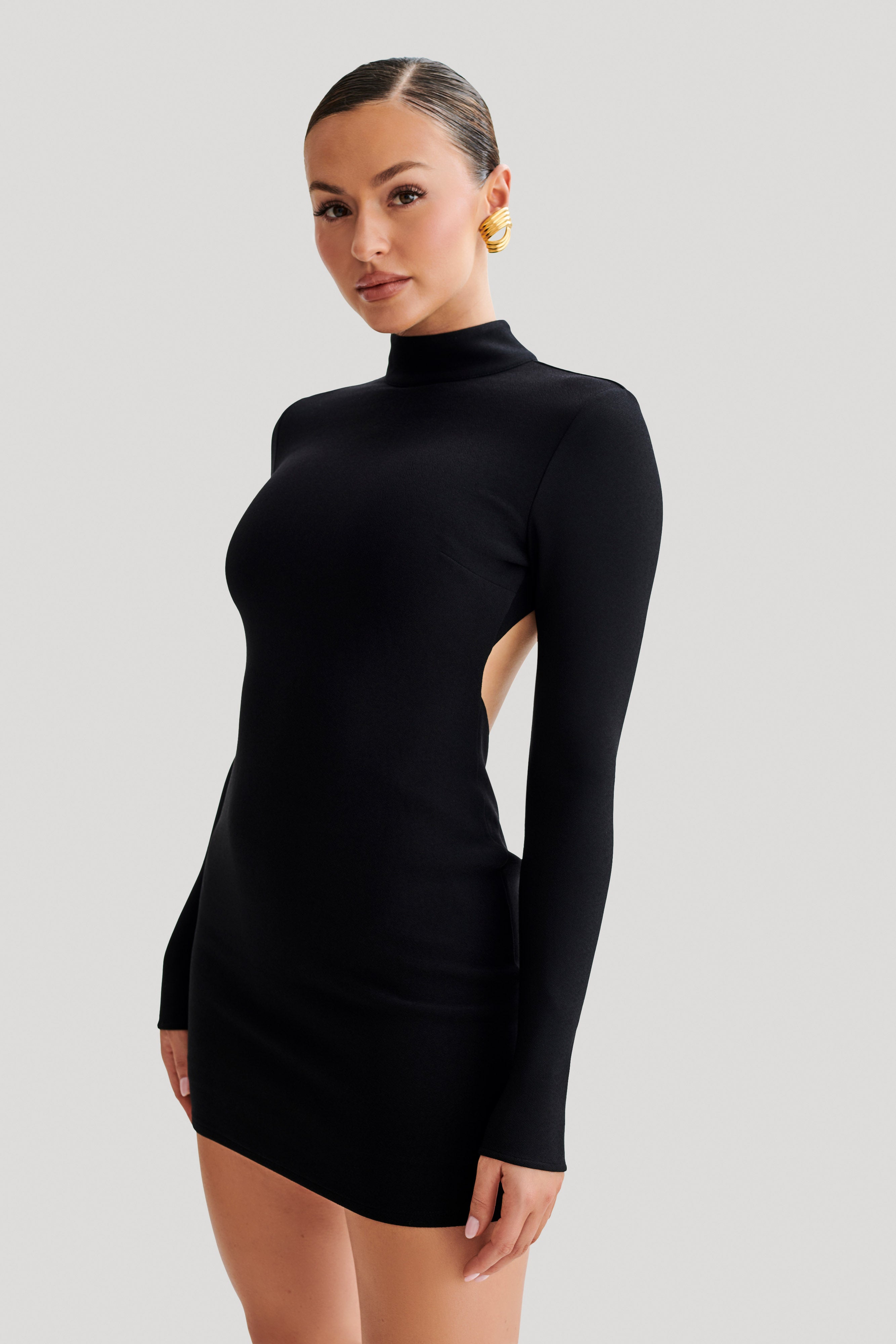 Black dress with pearl neckline best sale