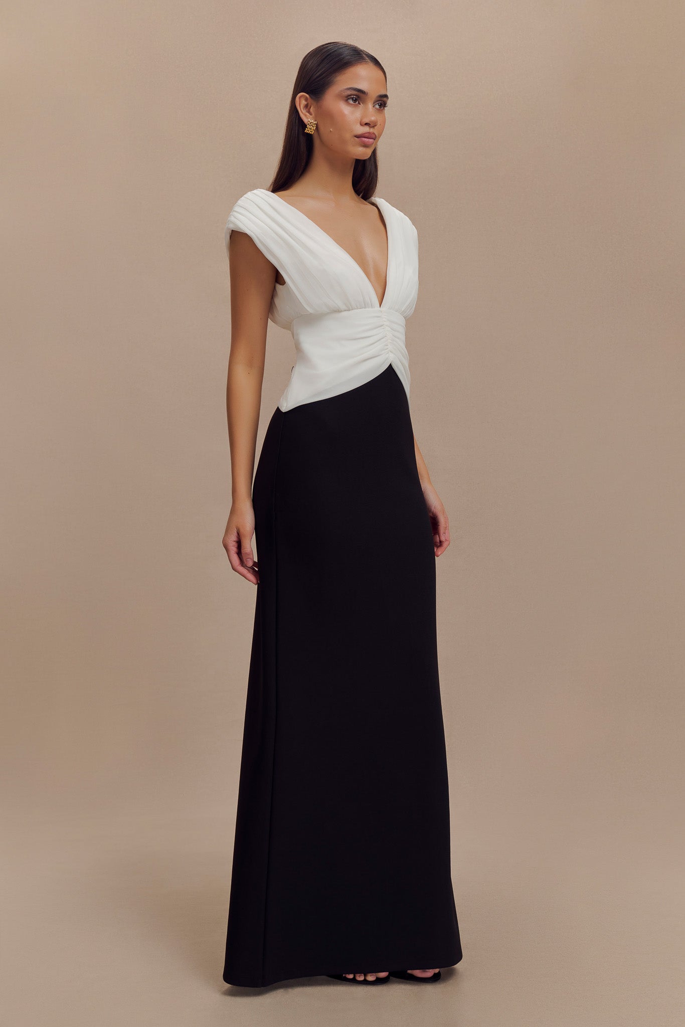 Monique Contrast Maxi Dress - Black #4