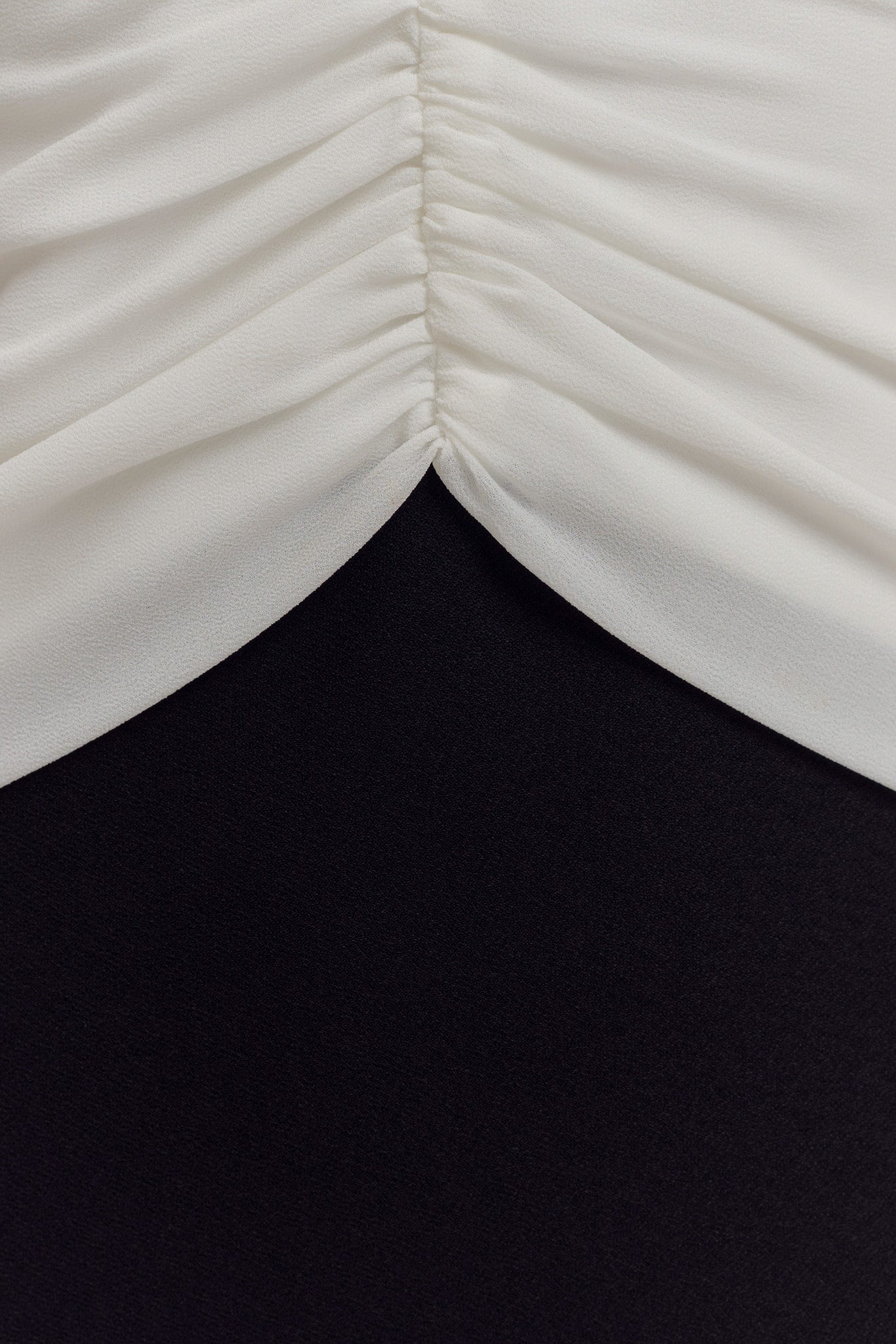 Monique Contrast Maxi Dress - Black #6