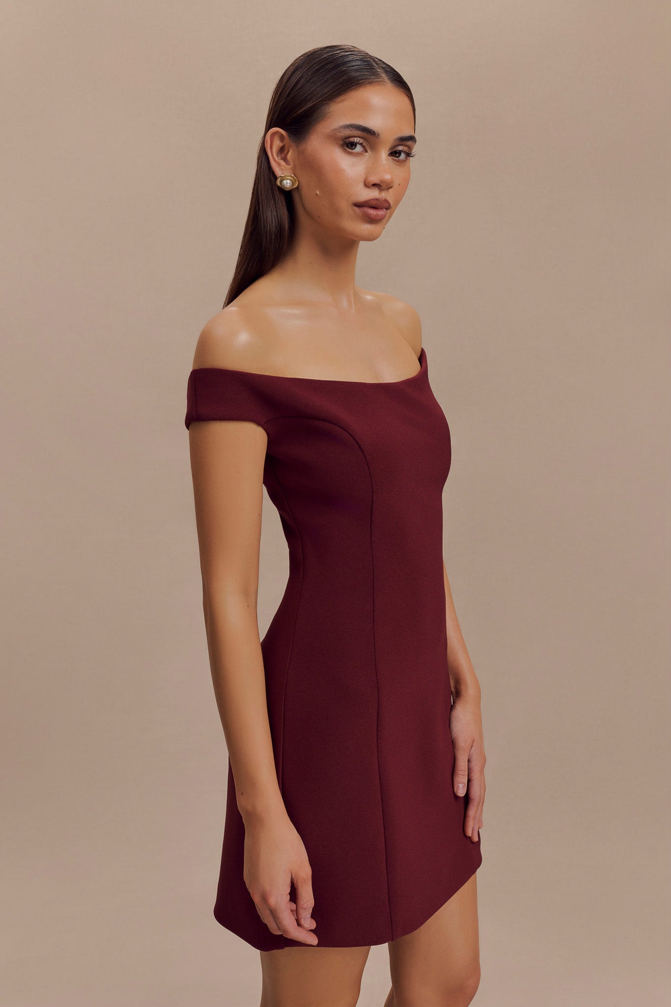 Cassidy Crepe Off Shoulder Mini Dress - Merlot | MESHKI UK