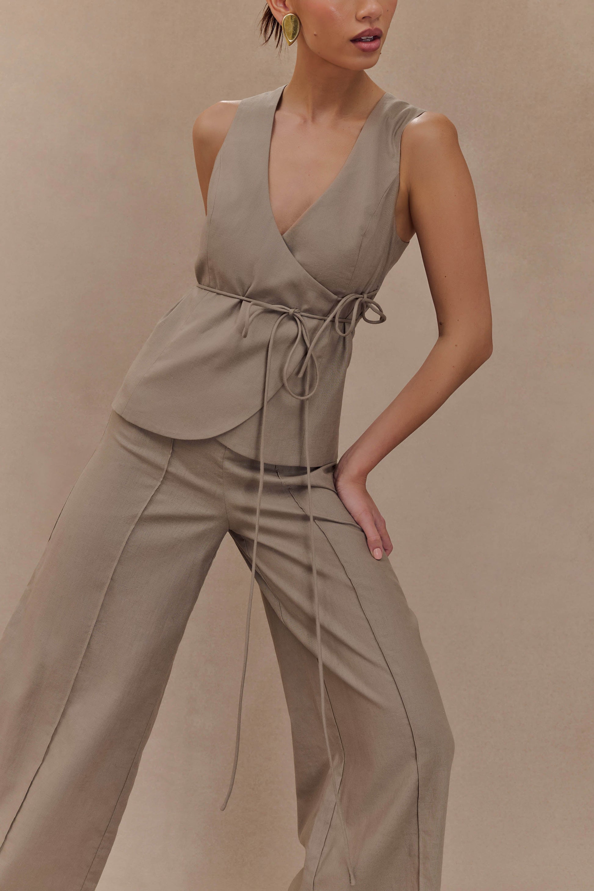 Brandi Linen Sleeveless Wrap Top - Pebble #4