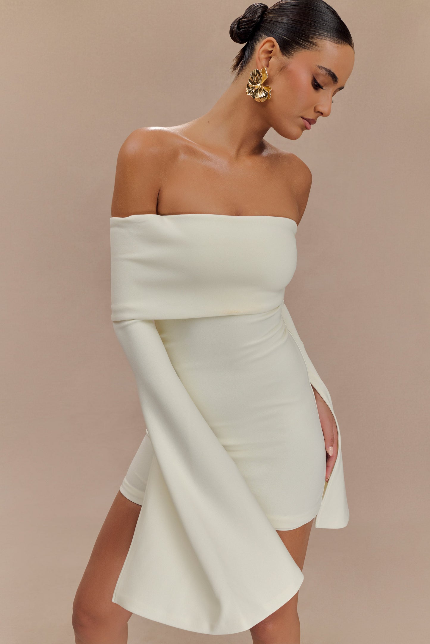 Dominique Off Shoulder Long Sleeve Mini Dress - Ivory