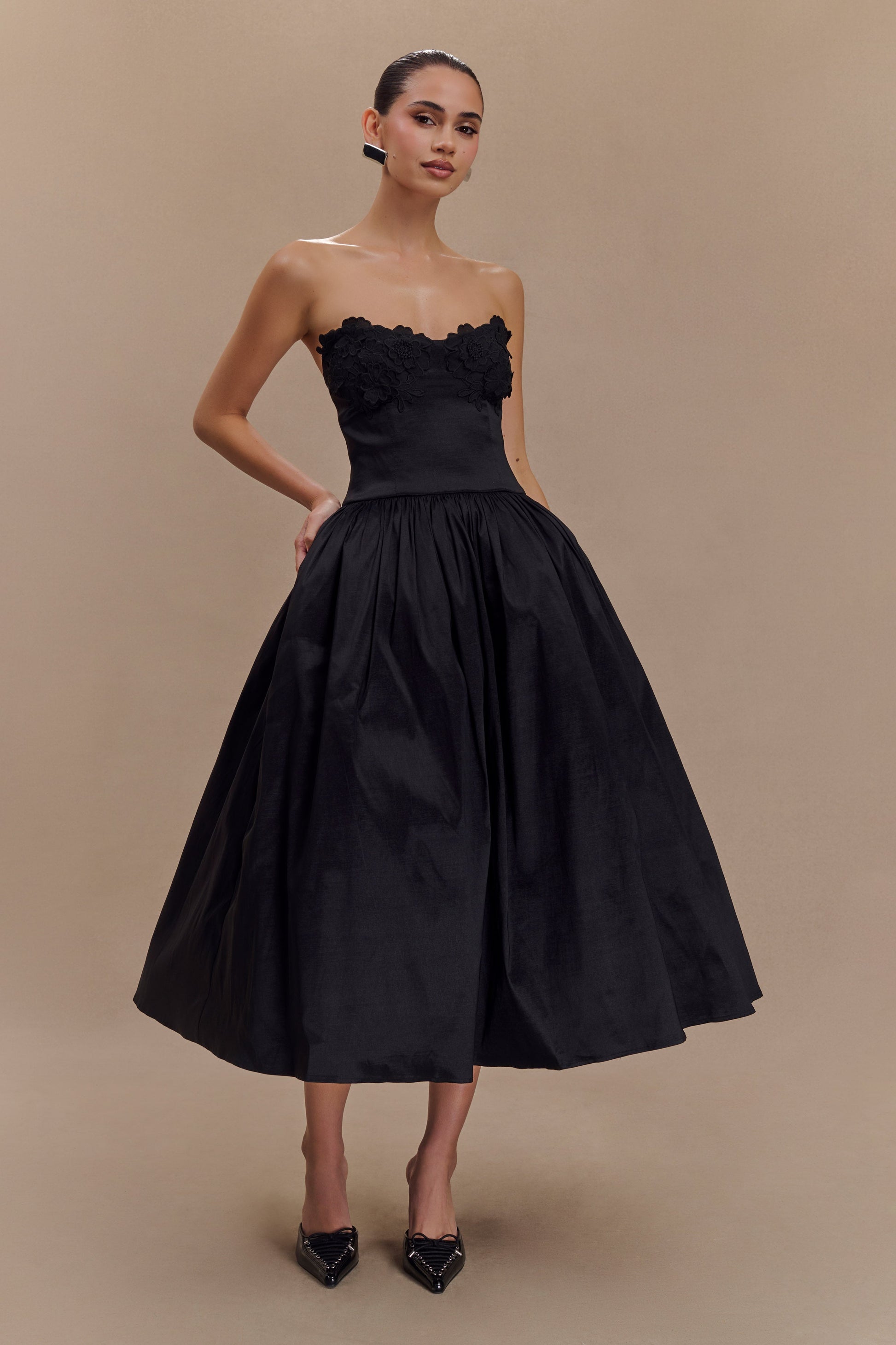 Elyssa Embroidered Midi Dress - Black #5