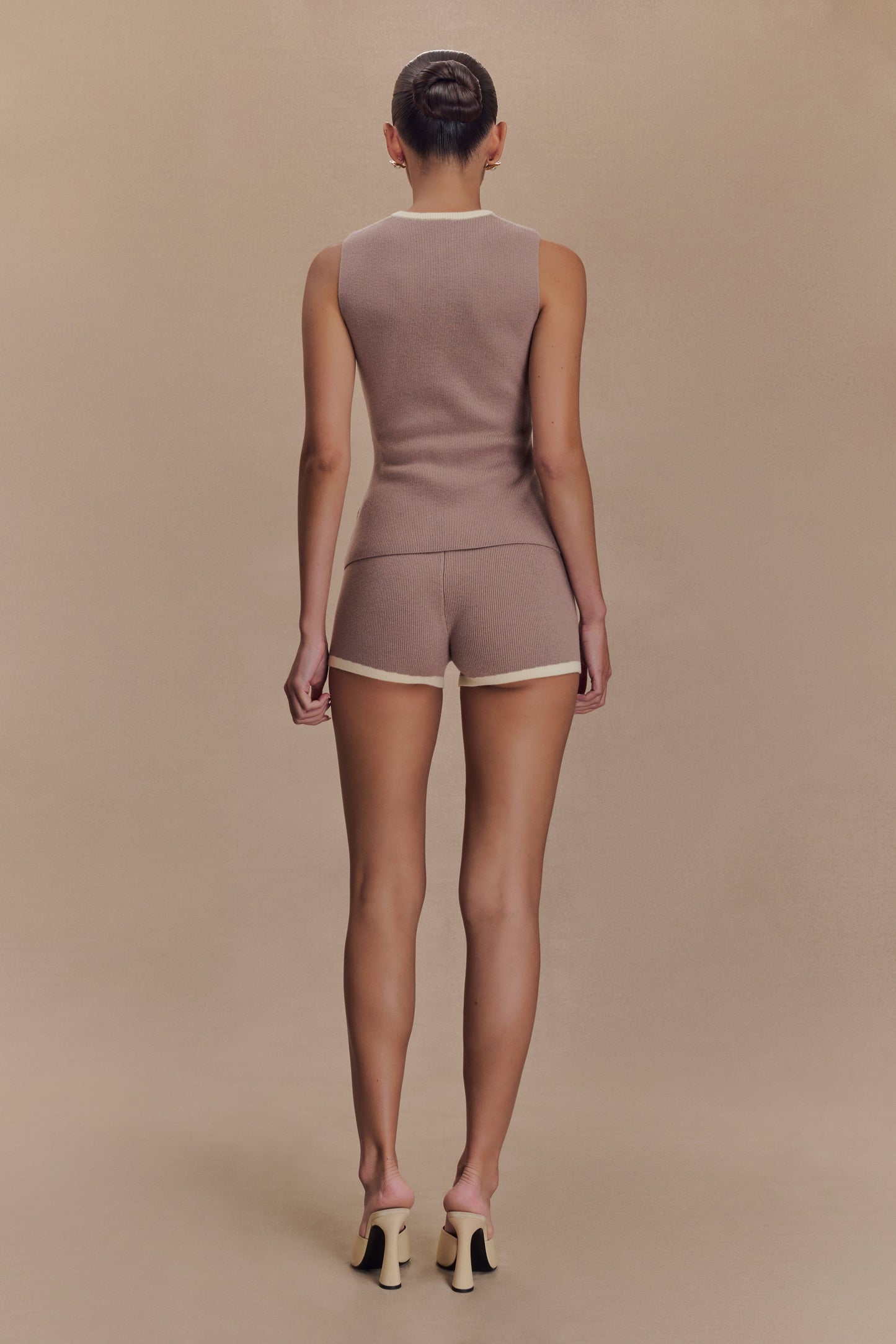 Julianne Contrast Knit Shorts - Pebble/Ivory