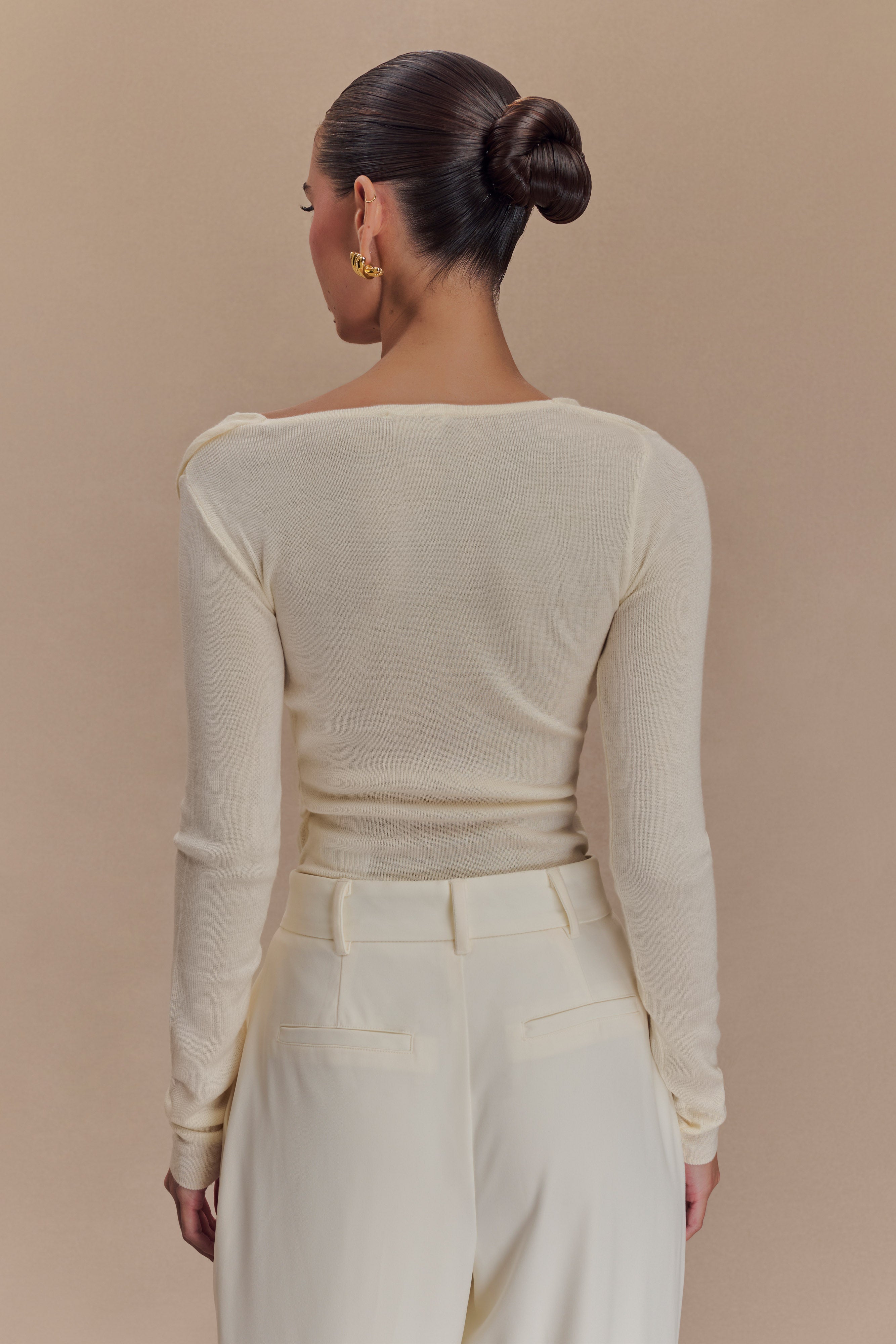 Culver Draped Twist Knit Top - Cream | MESHKI UK