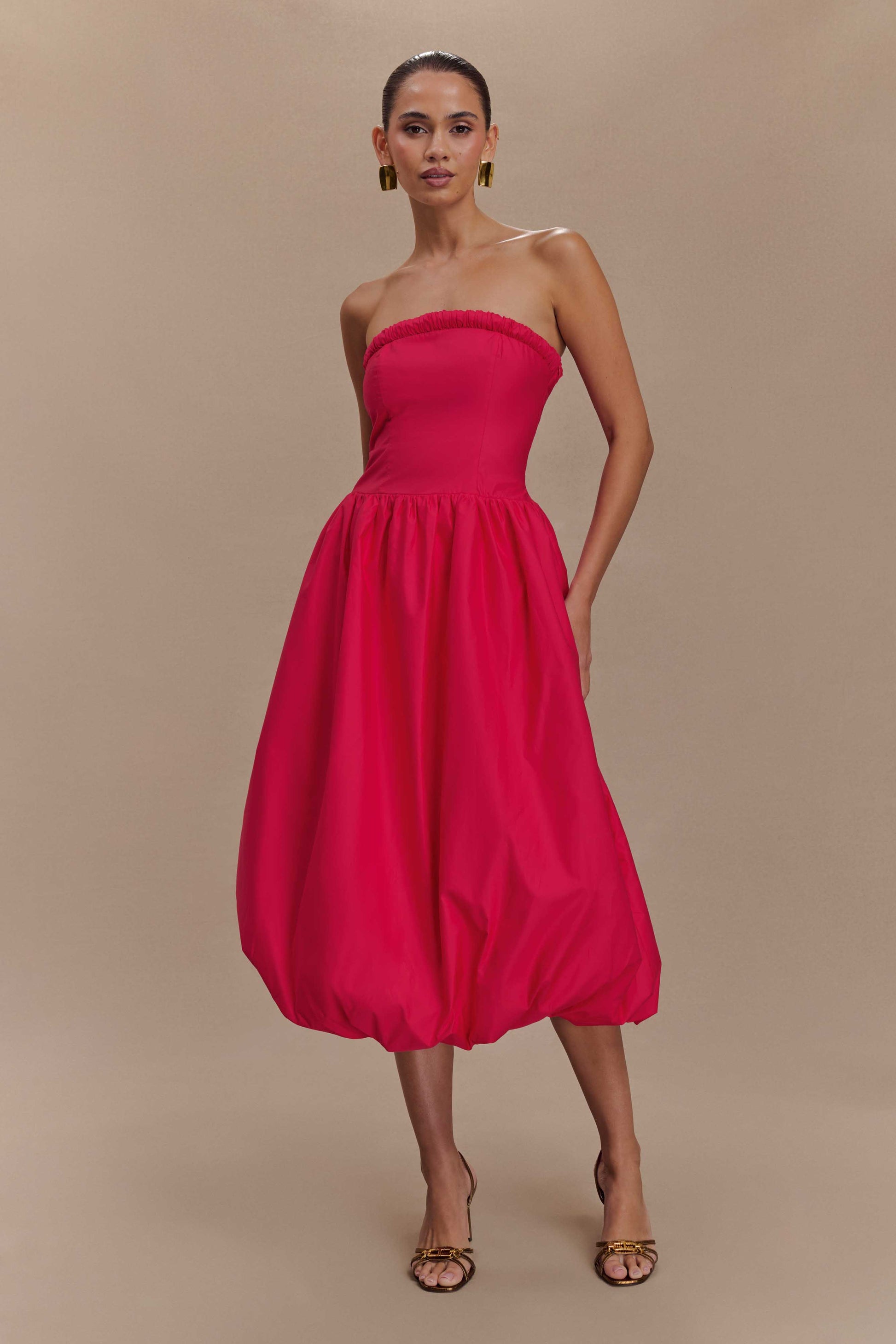 strapless open back dress Dulce Puff Midi Dress - Raspberry