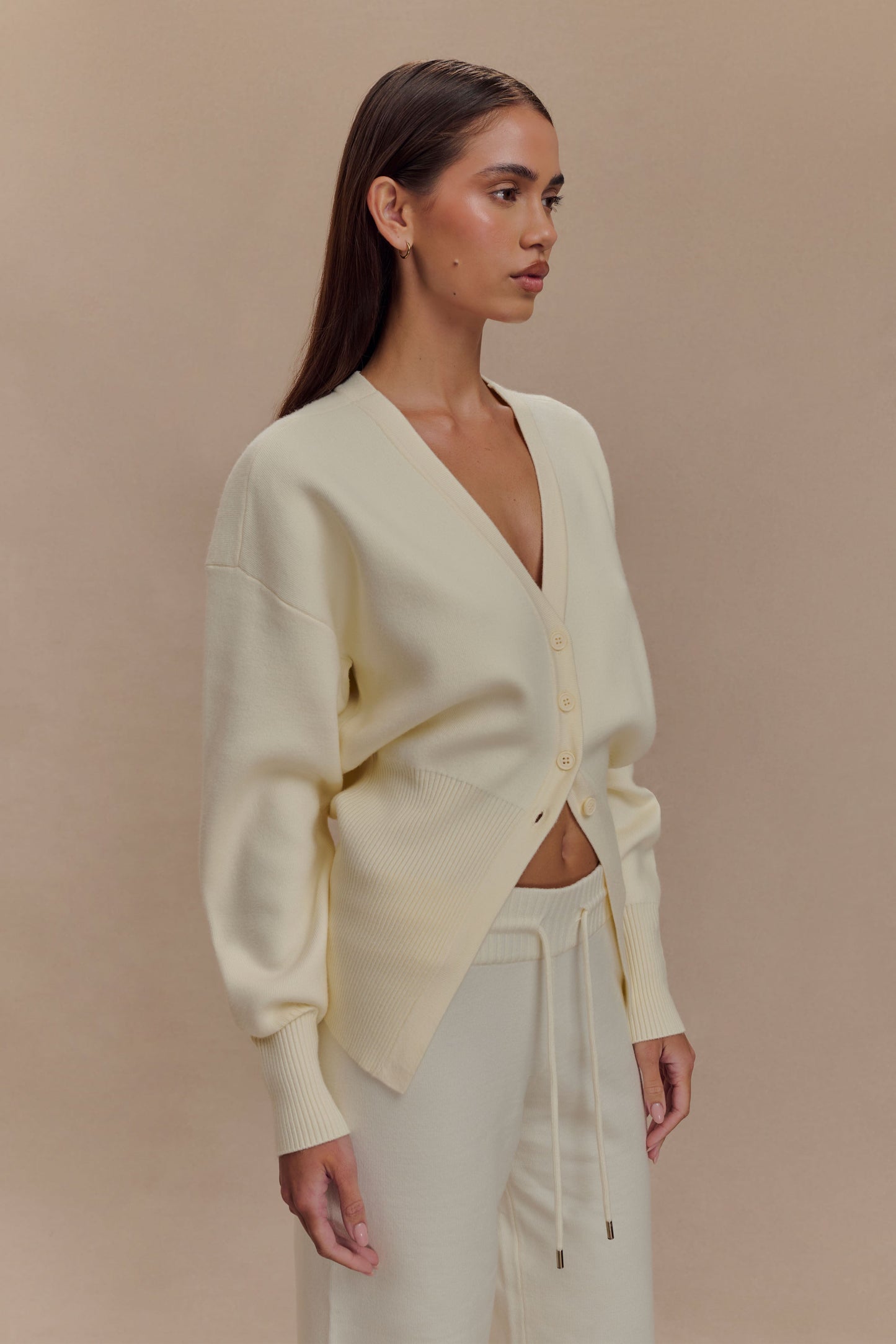 Alexia Buttoned Oversized Cardigan - Ivory