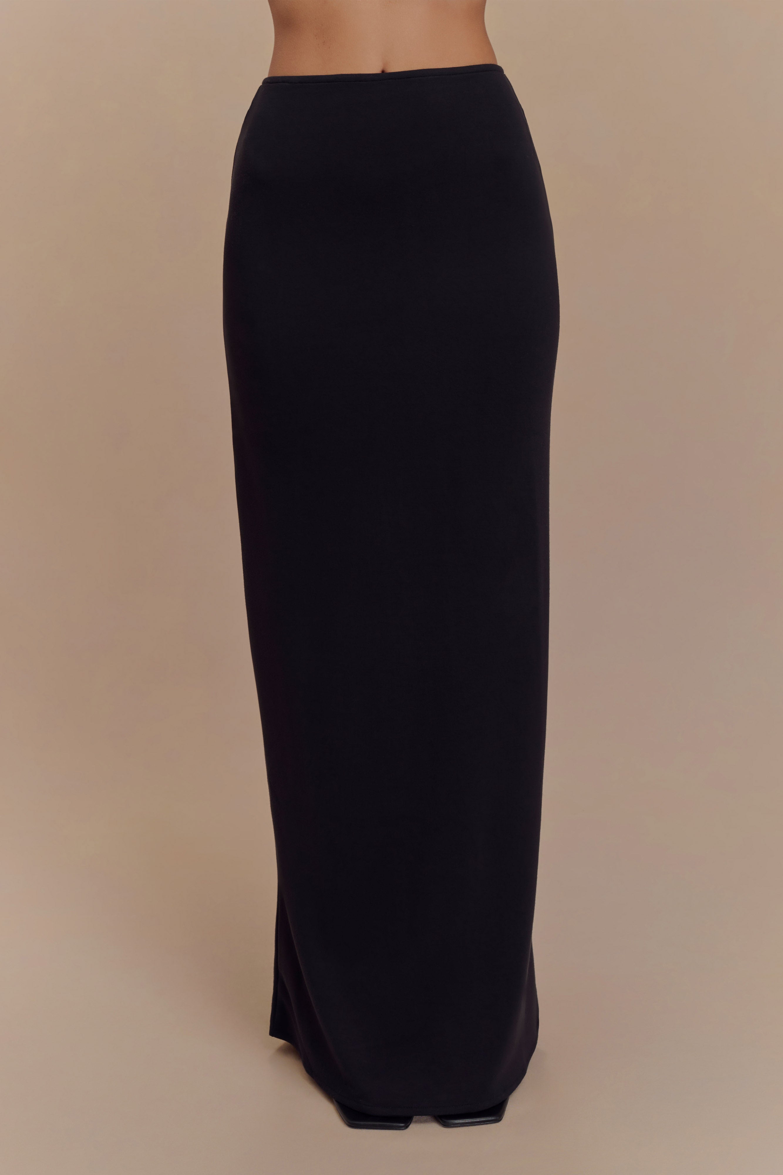 Eris Scuba Jersey Maxi Skirt - Black | MESHKI UK