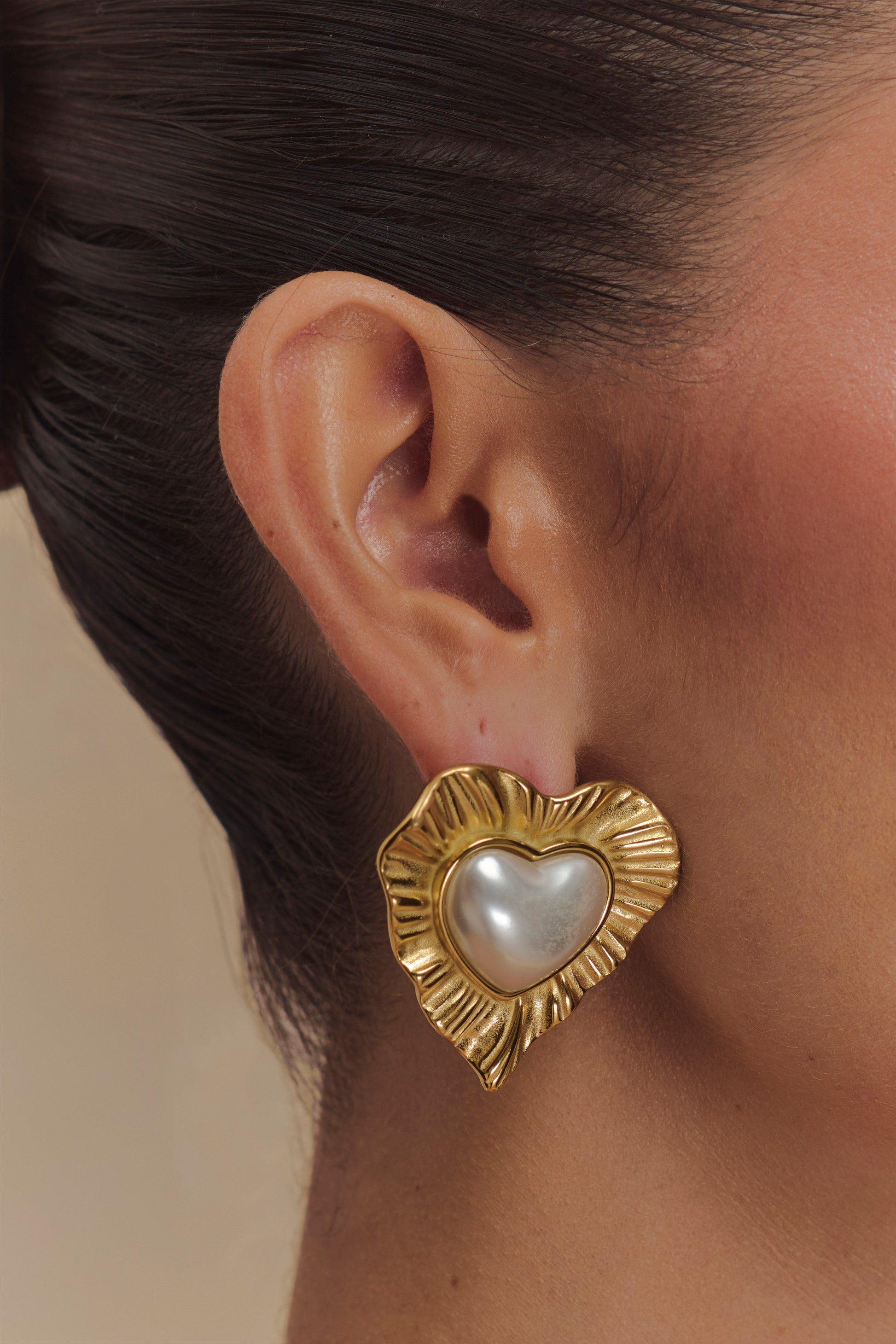 Heart To Heart Pearl Earrings - Gold #5