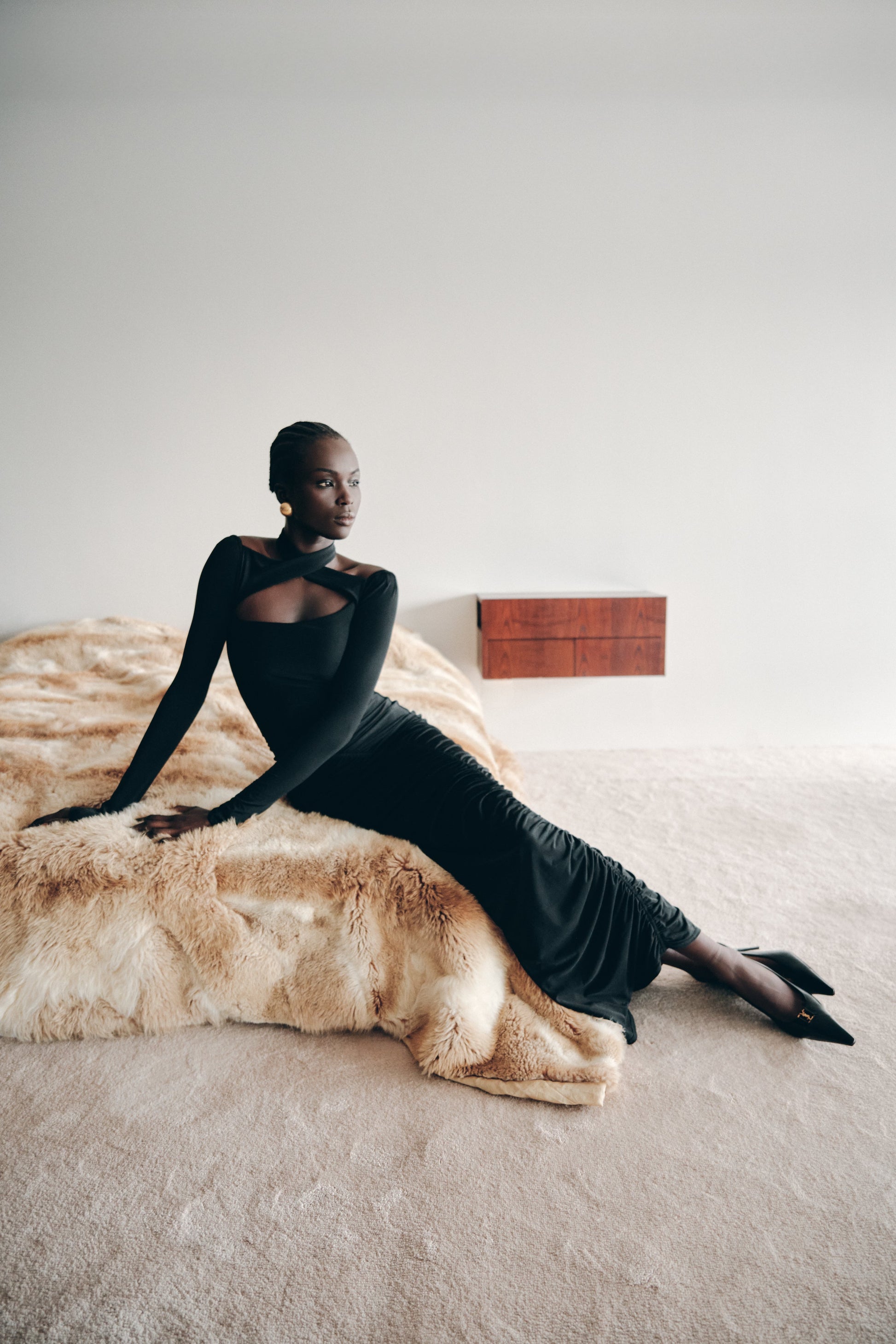 Lyndon Long Sleeve Slinky Maxi Dress - Black | MESHKI UK Lyndon Long Sleeve Slinky Maxi Dress - Black | MESHKI UK