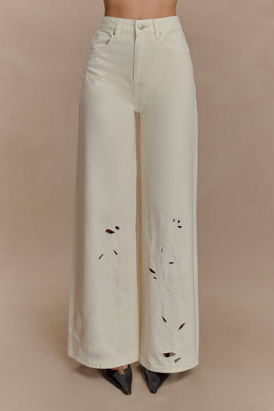 Carmella Embroided Jeans - Ecru