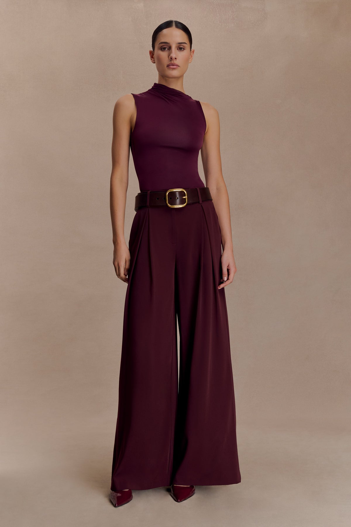 Hadleigh Sleeveless Slinky Top - Burgundy