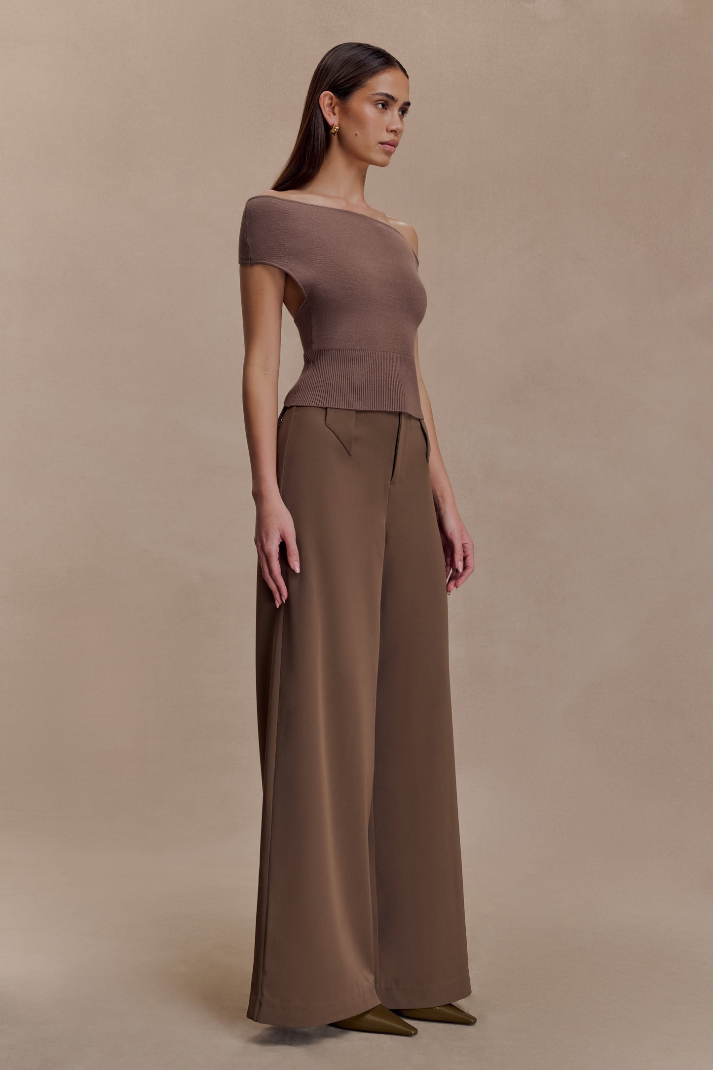 Carley Off Shoulder Knit Top - Cacao Brown