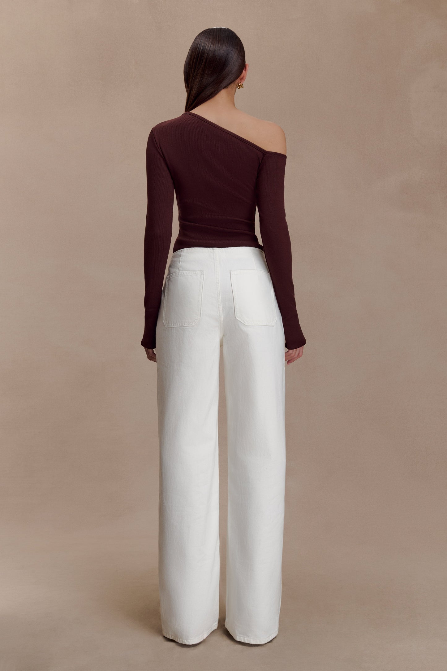 Maelle Off Shoulder Long Sleeve Top - Deep Chocolate