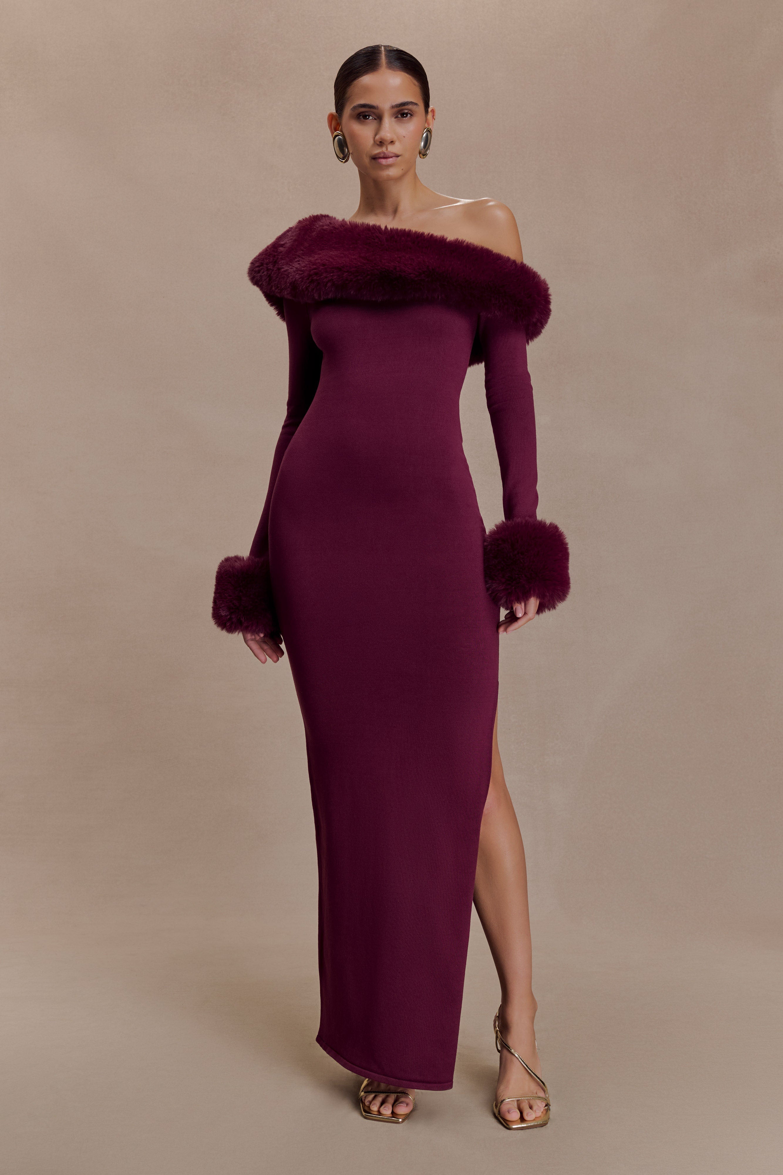 BEGELM Fake Fur Long Gown 新品未使用 Karleigh Faux Fur Knit Maxi Dress - Plum | MESHKI UK