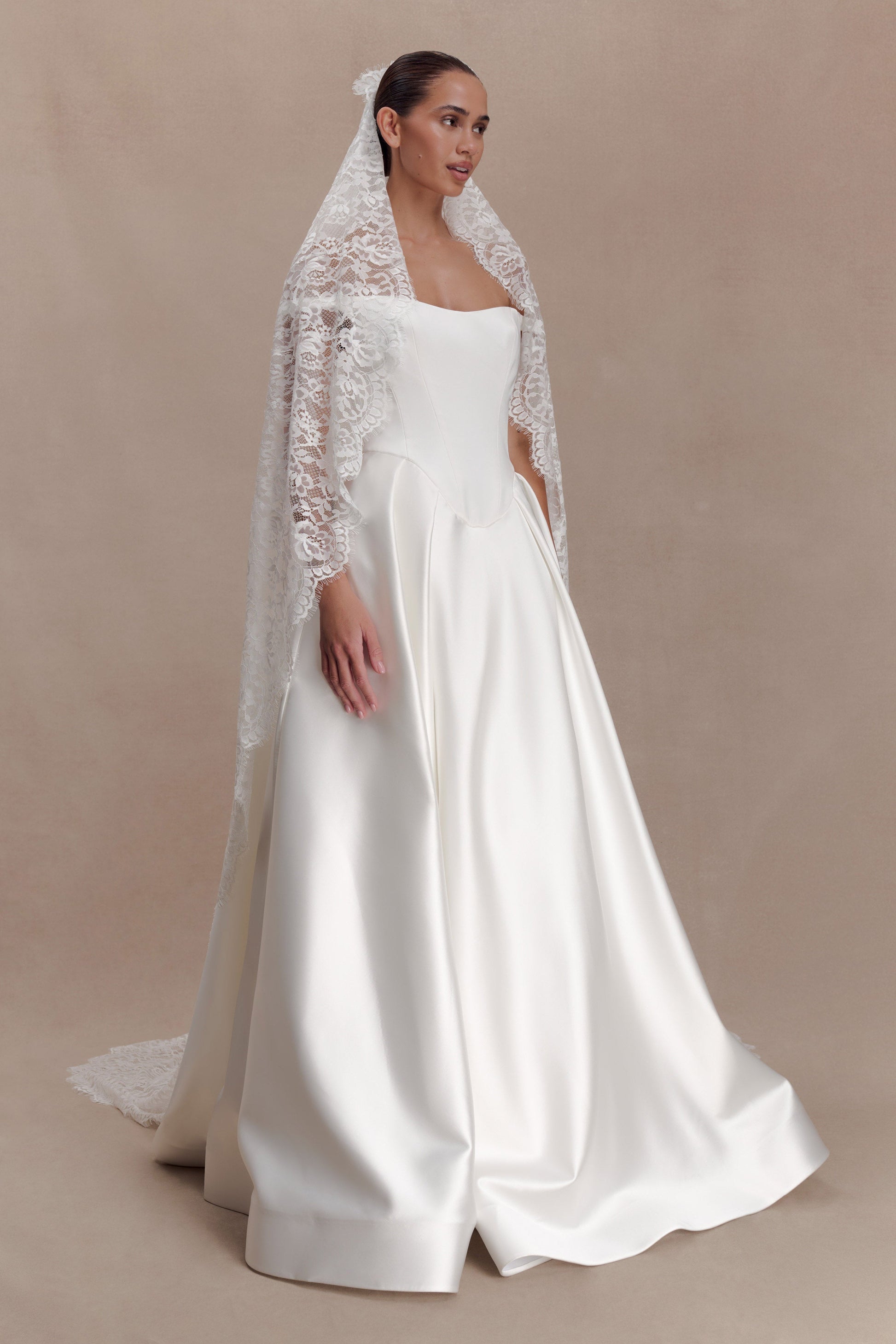 Cassia Lace Trim Veil - White #3